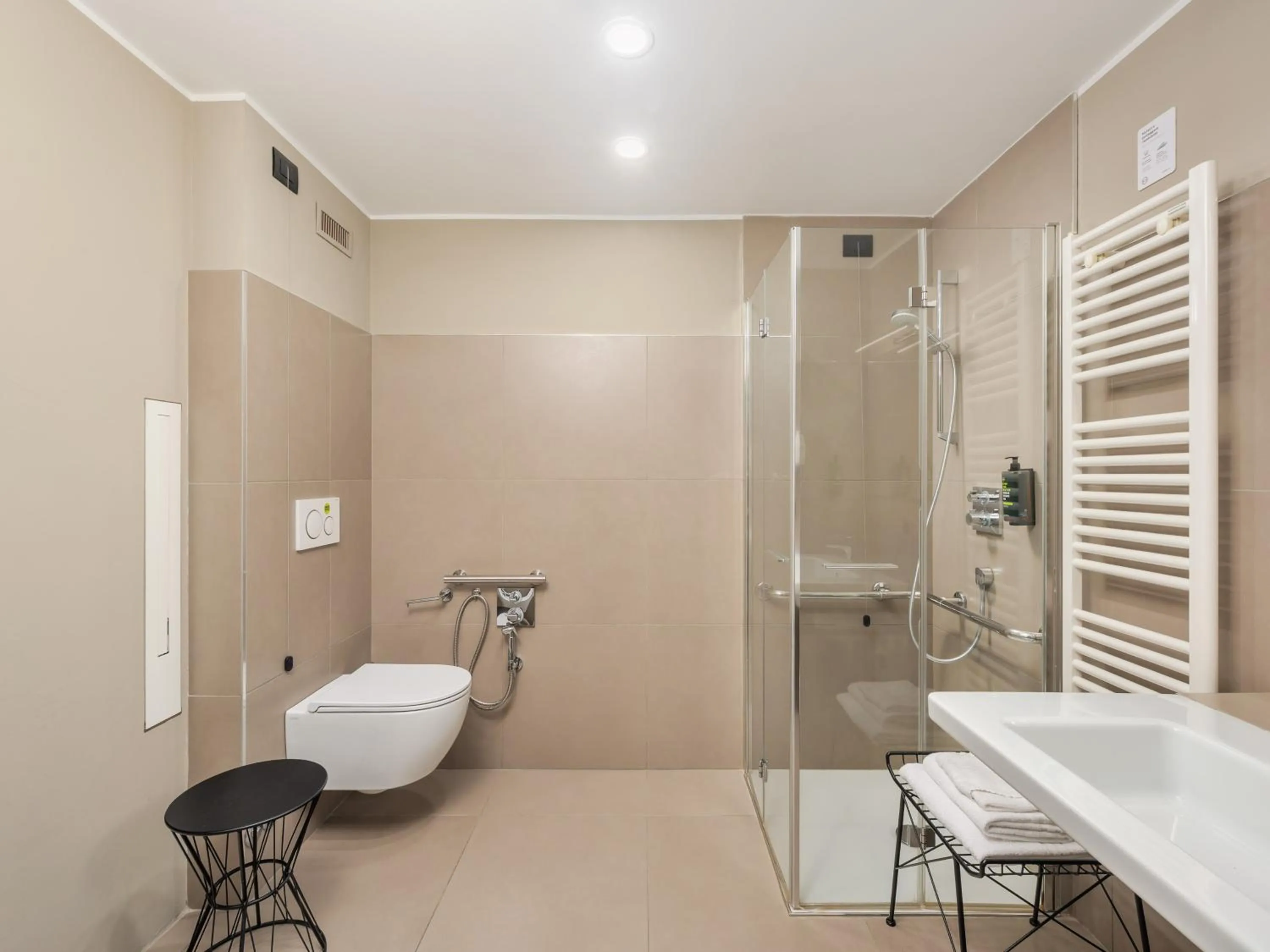 Bathroom in B&B HOTEL Eurorest Conegliano