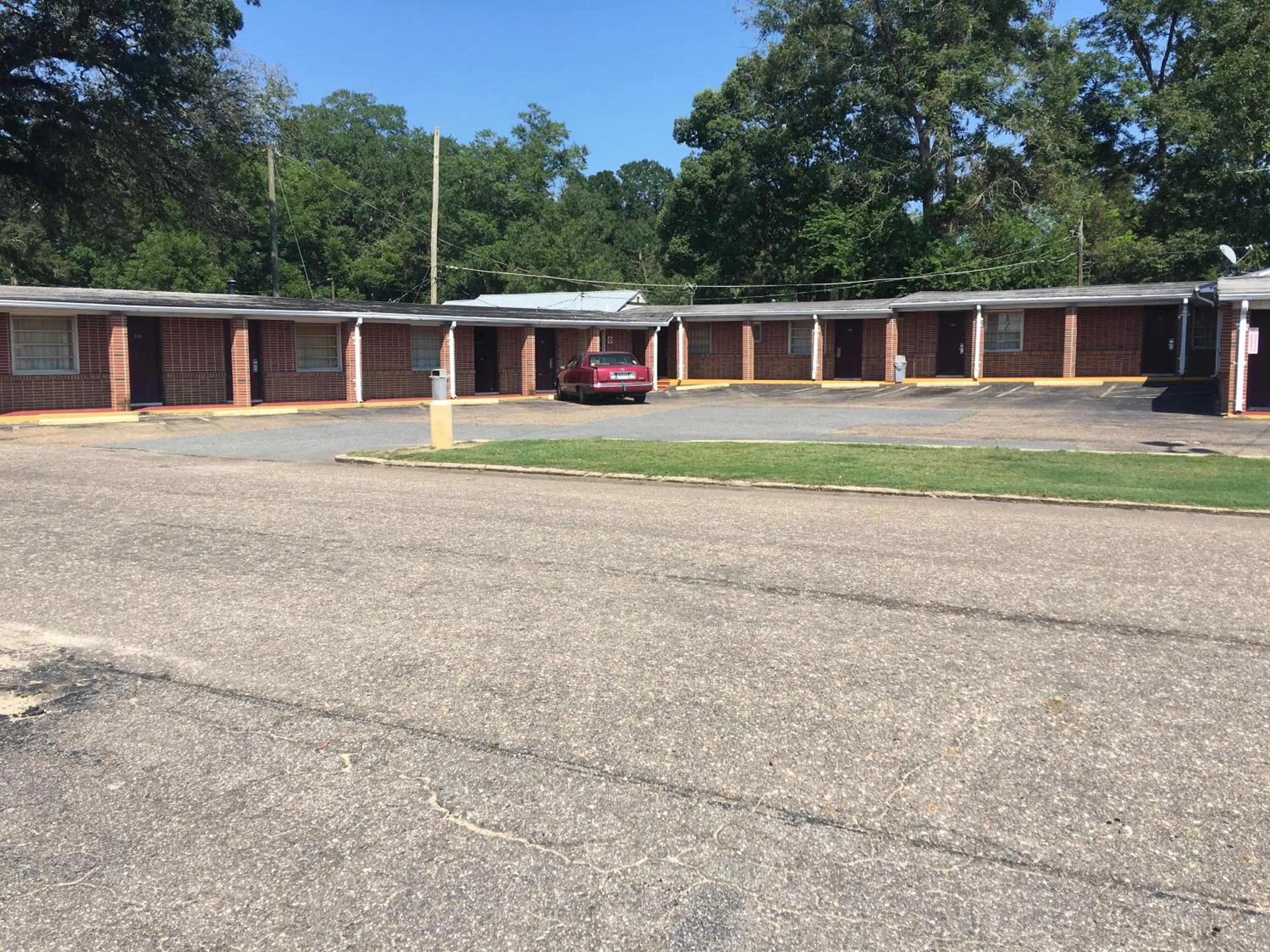 Property building in Best Value Inn Motel Sandusky
