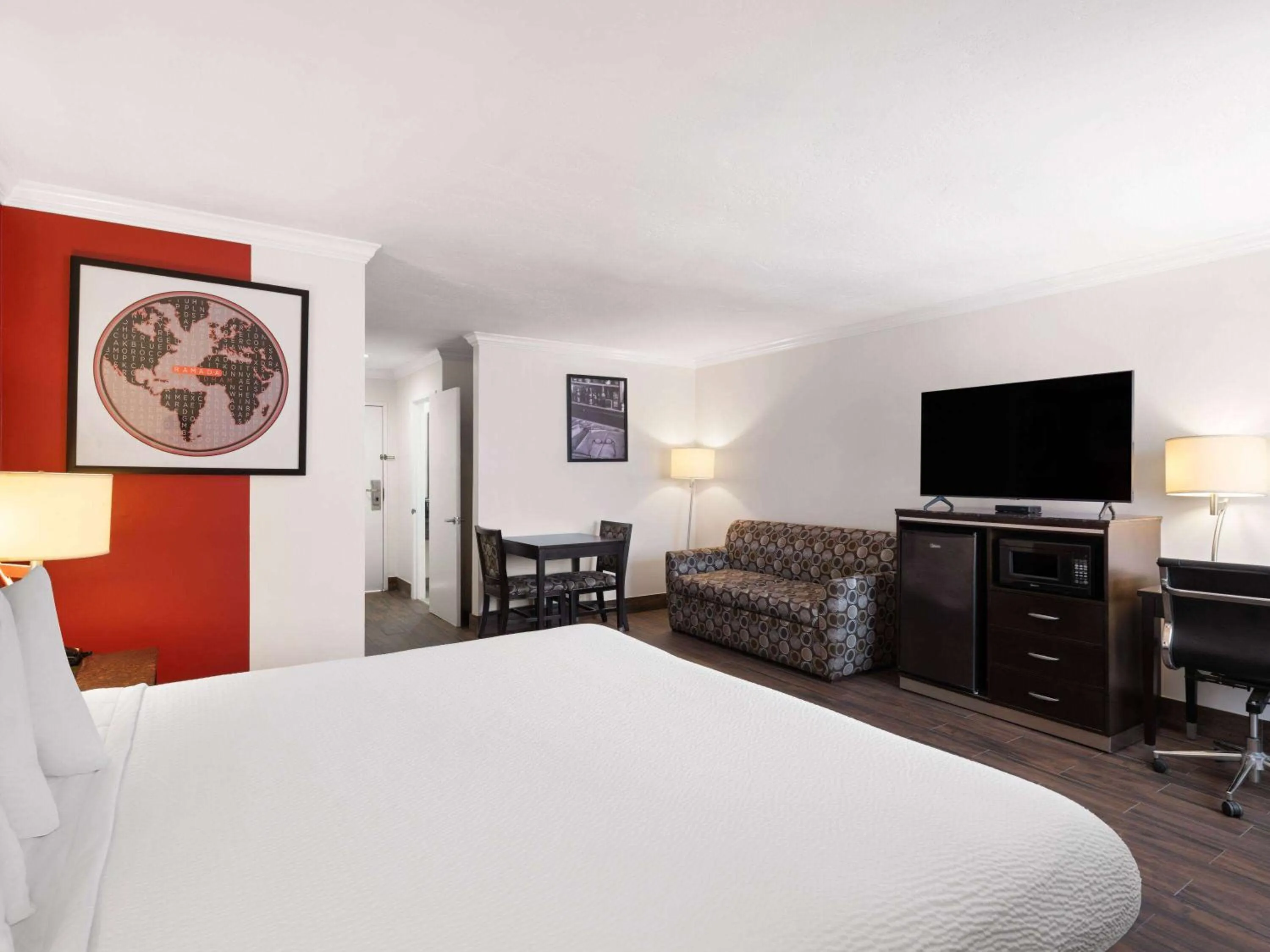 Bed in Ramada by Wyndham San Diego Poway Miramar