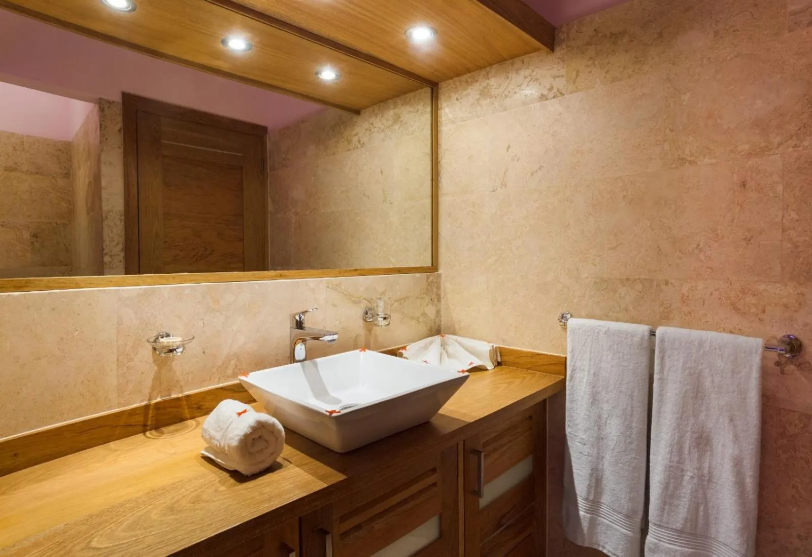 Toilet in Aligio Apart-hotel & Spa - Las Terrenas