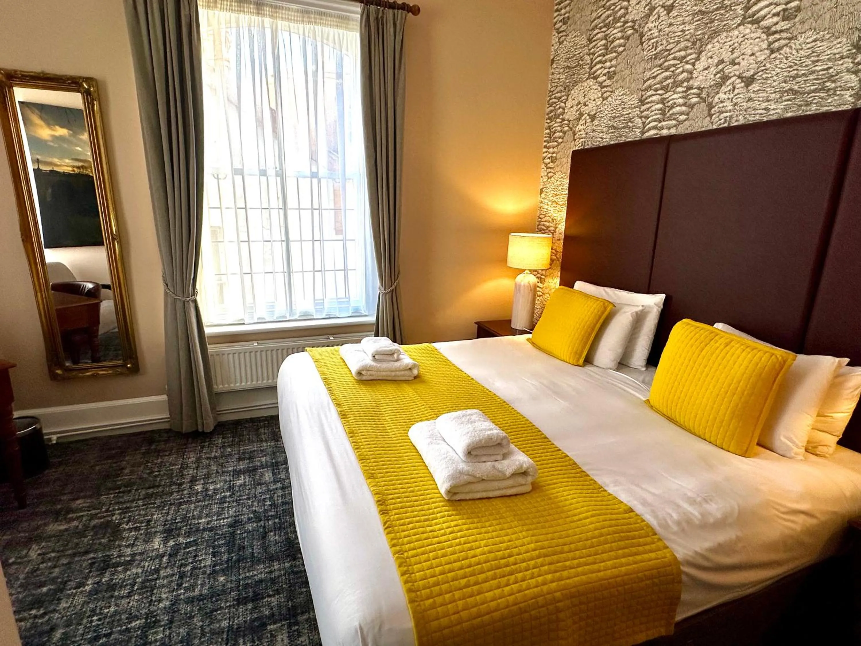 Bed in The Red Cow - Guest House