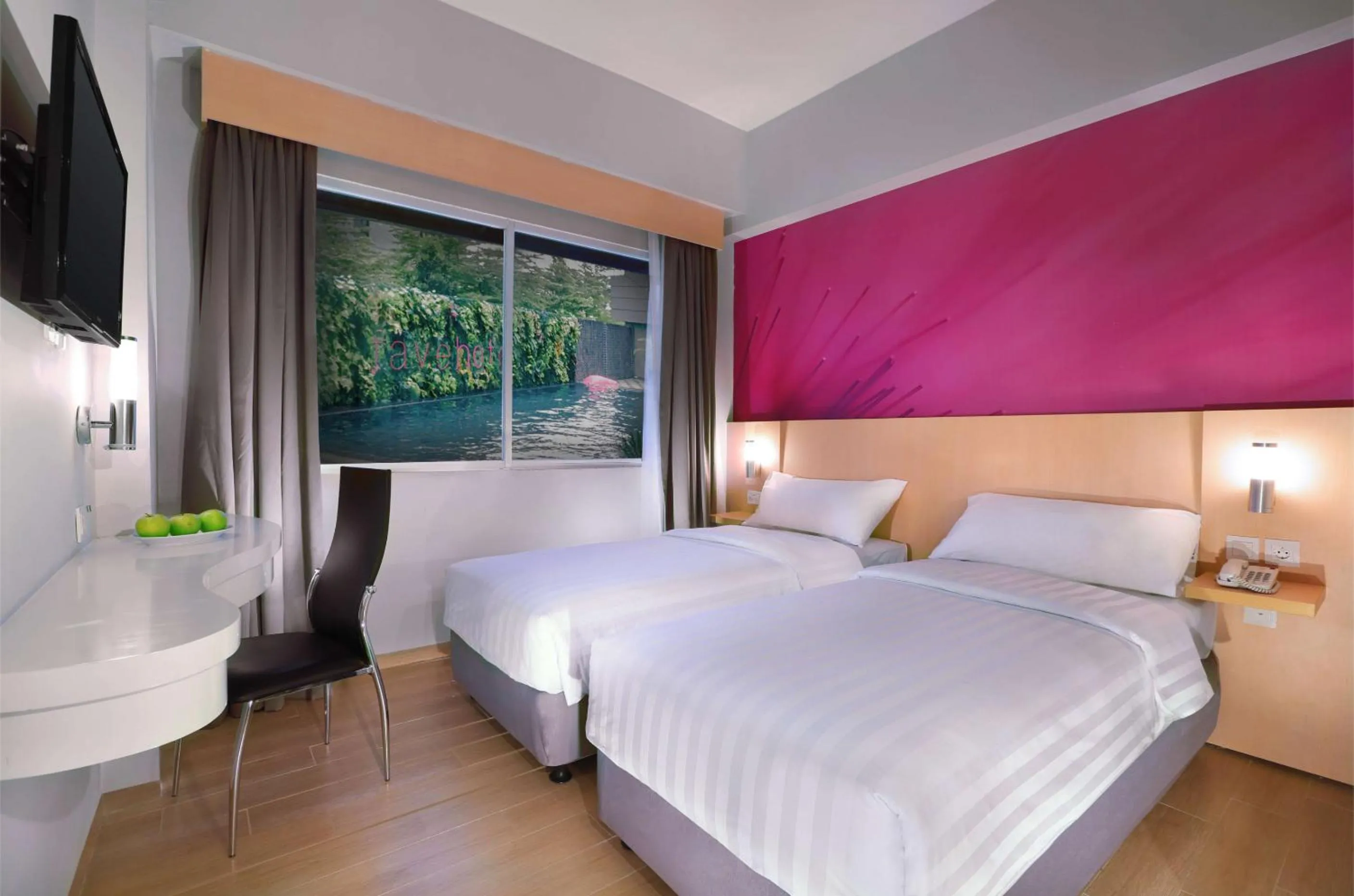 Bedroom, Bed in favehotel Jababeka Cikarang