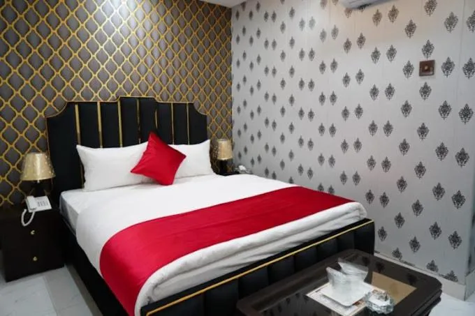 Bed in Hotel Relax Inn Rawalpindi