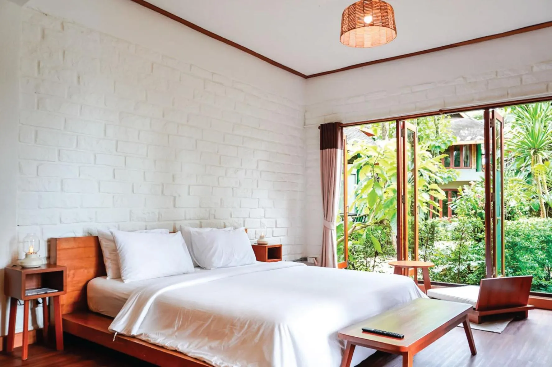 Bed in Peter Pan Resort @ Koh Kood