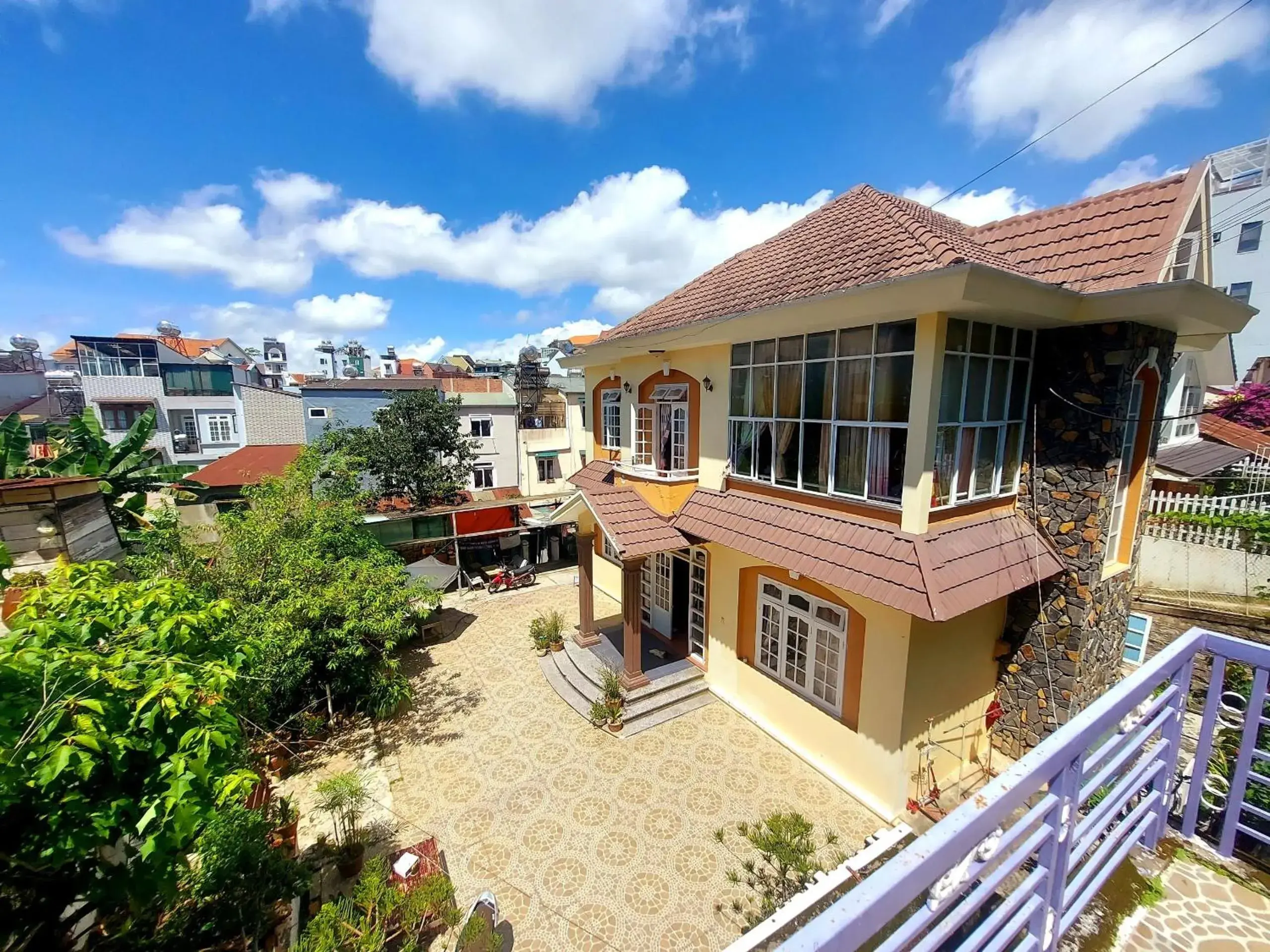 Facade/entrance in OYO 1244 H&k Villa Facade/entrance in OYO 1244 H&k Villa