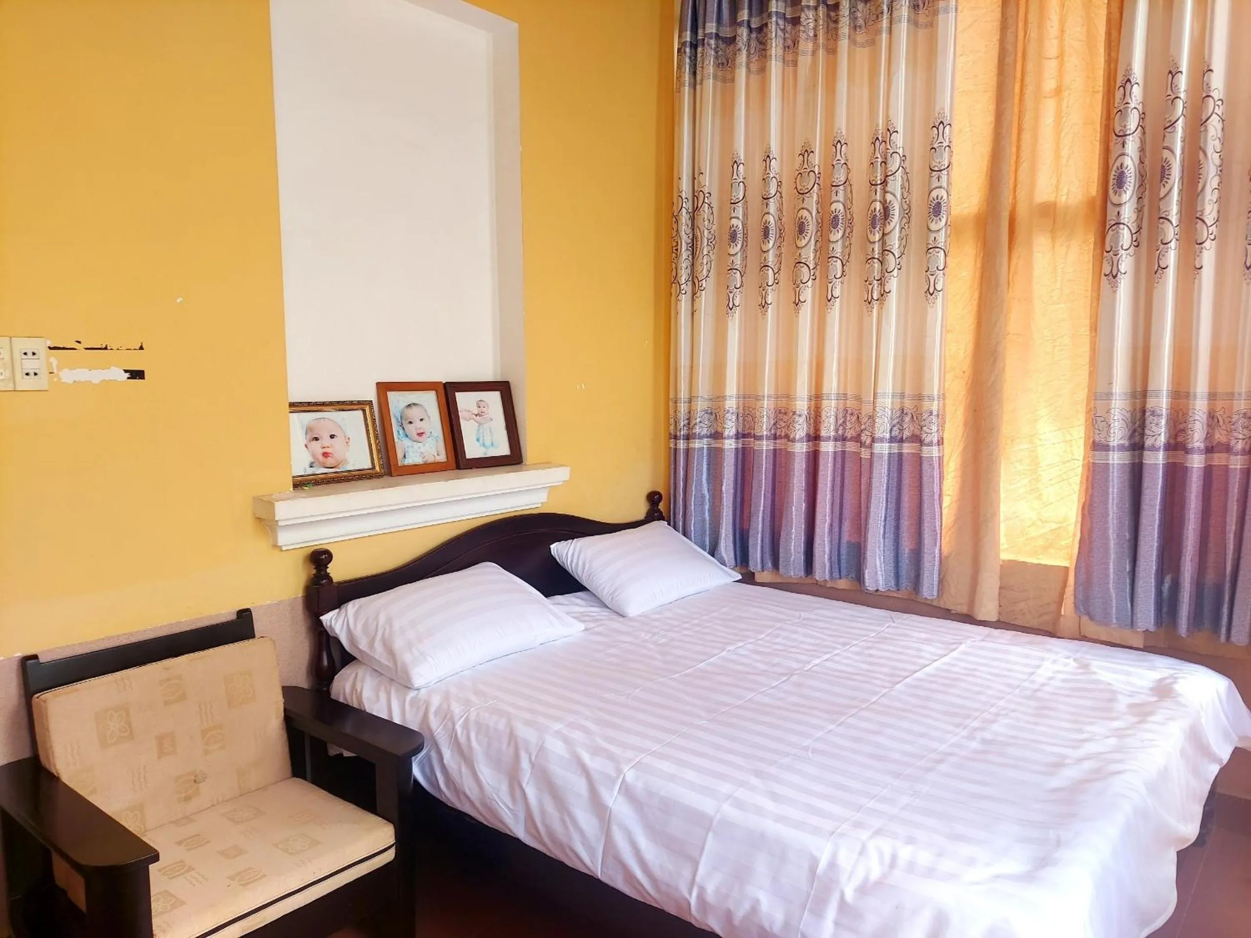 Bedroom, Bed in OYO 1244 H&k Villa