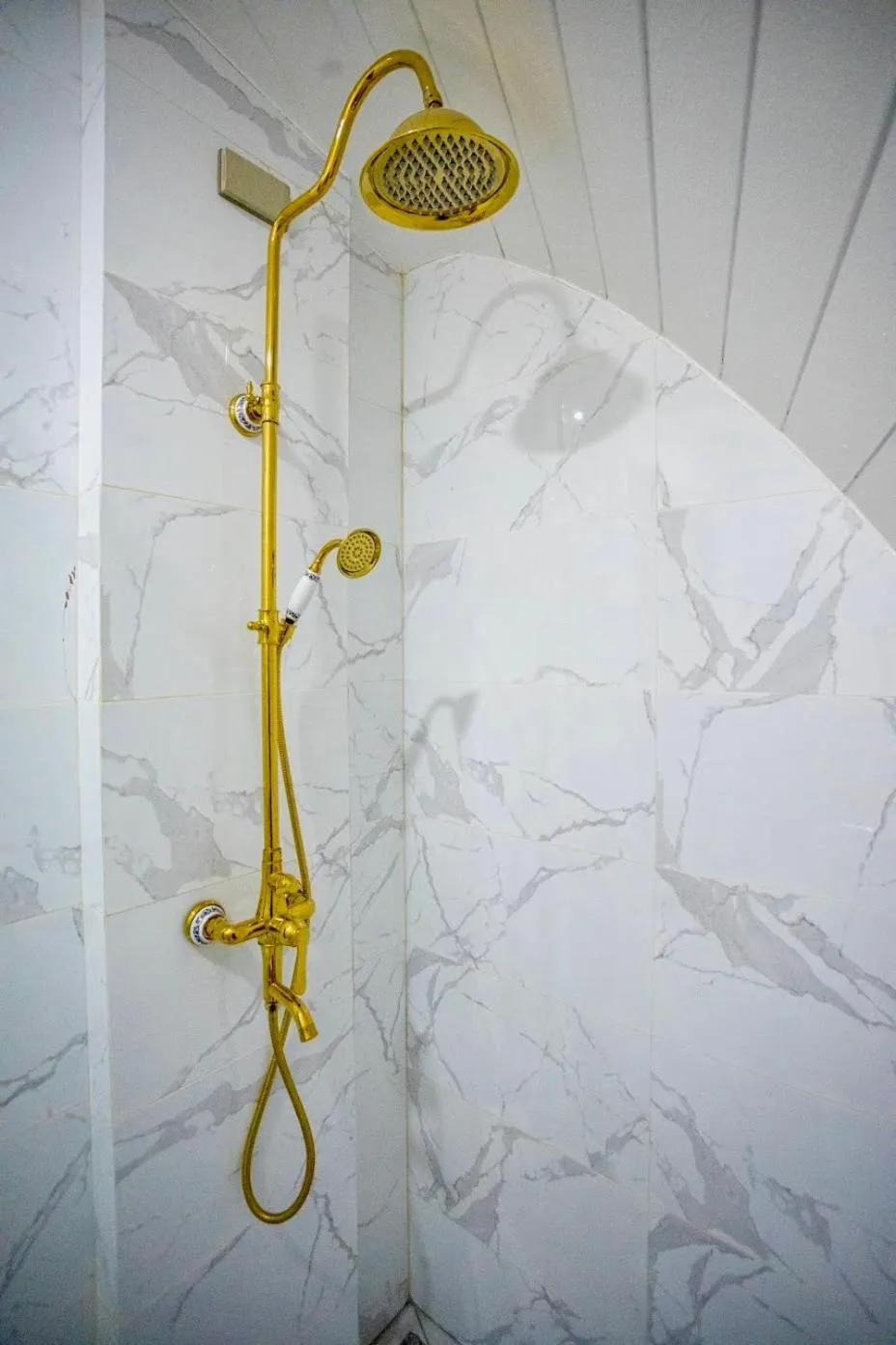 Shower in Bakantiang Resort