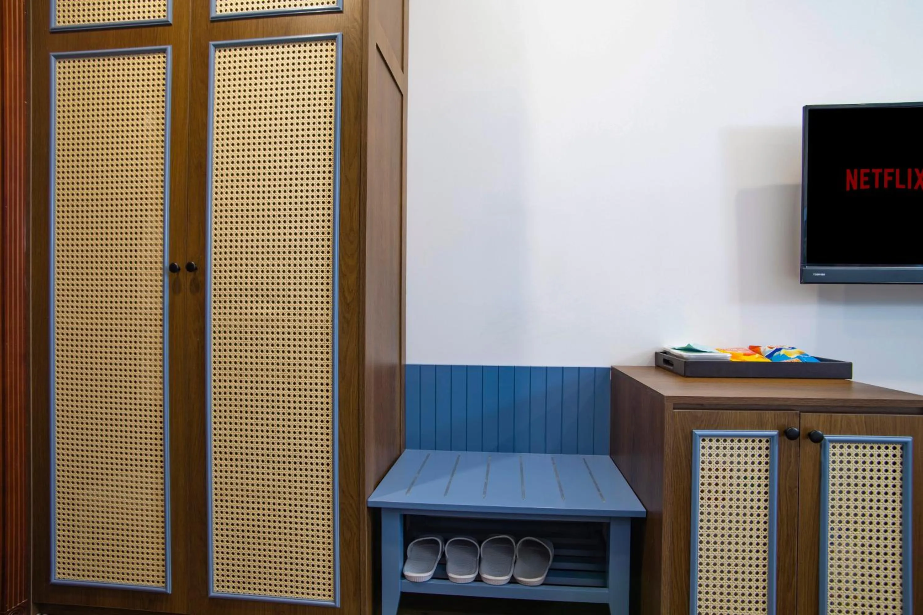 hair dresser in Western Hanoi Hotel