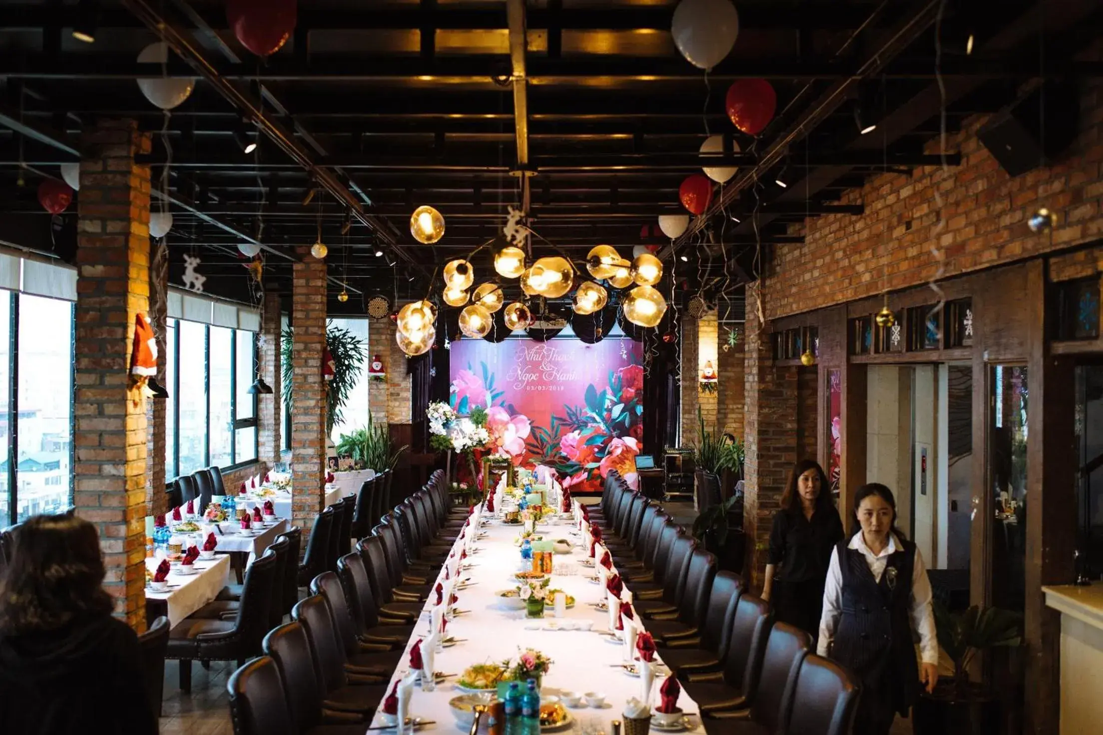 Restaurant/places to eat in Western Hanoi Hotel Restaurant/places to eat in Western Hanoi Hotel