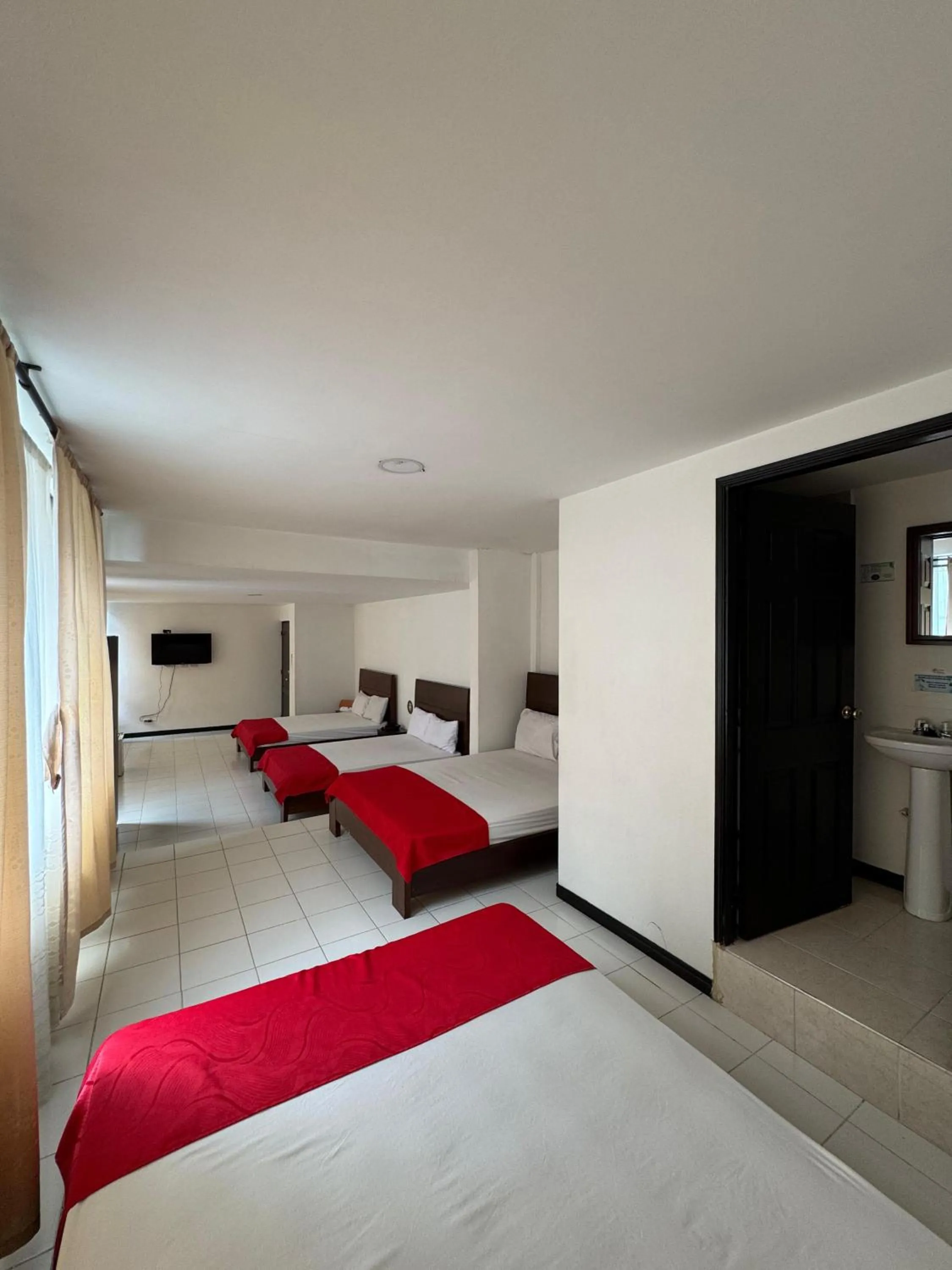 Bed in Hotel Catalina Plaza Pereira