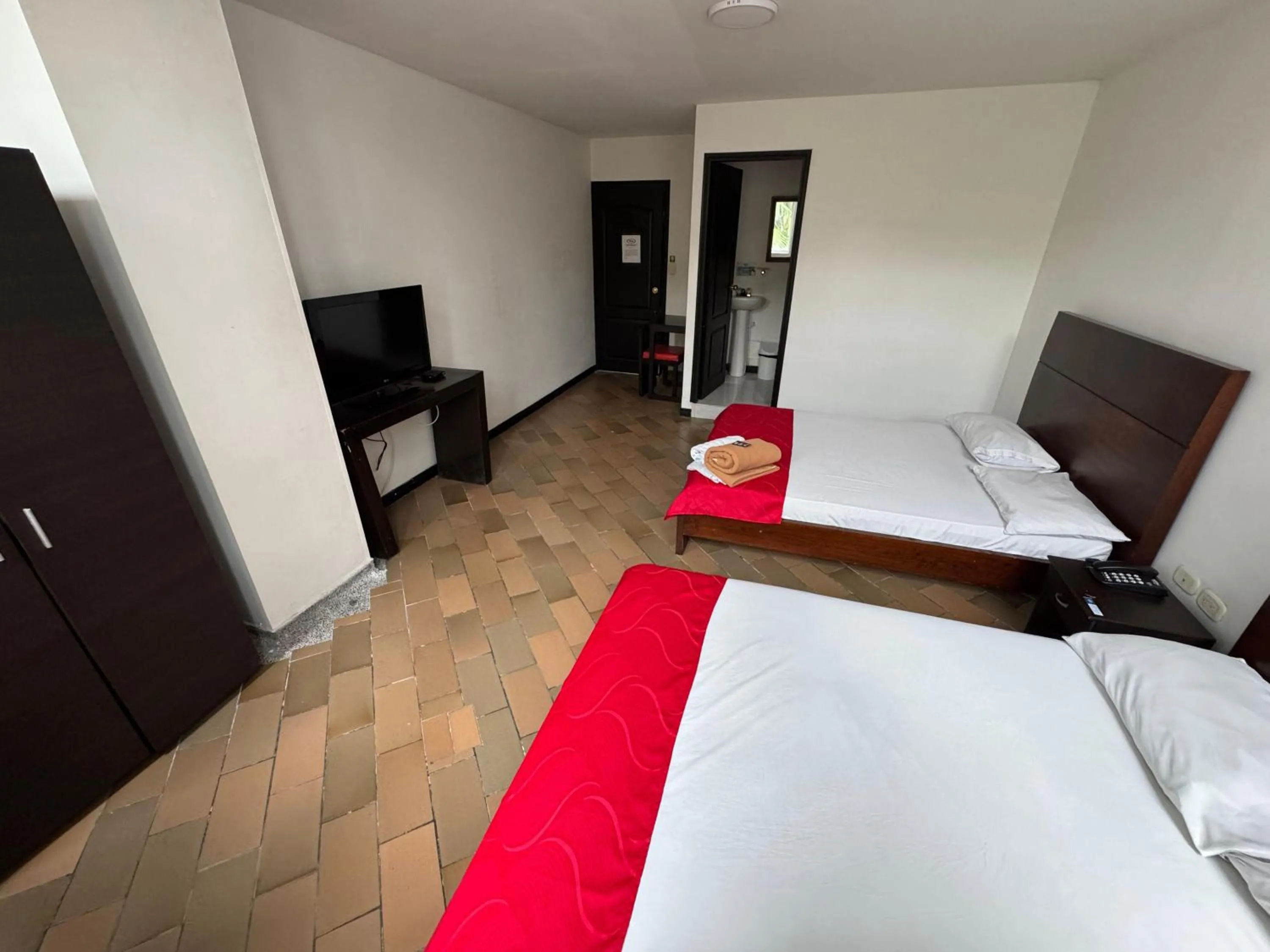 Bed in Hotel Catalina Plaza Pereira