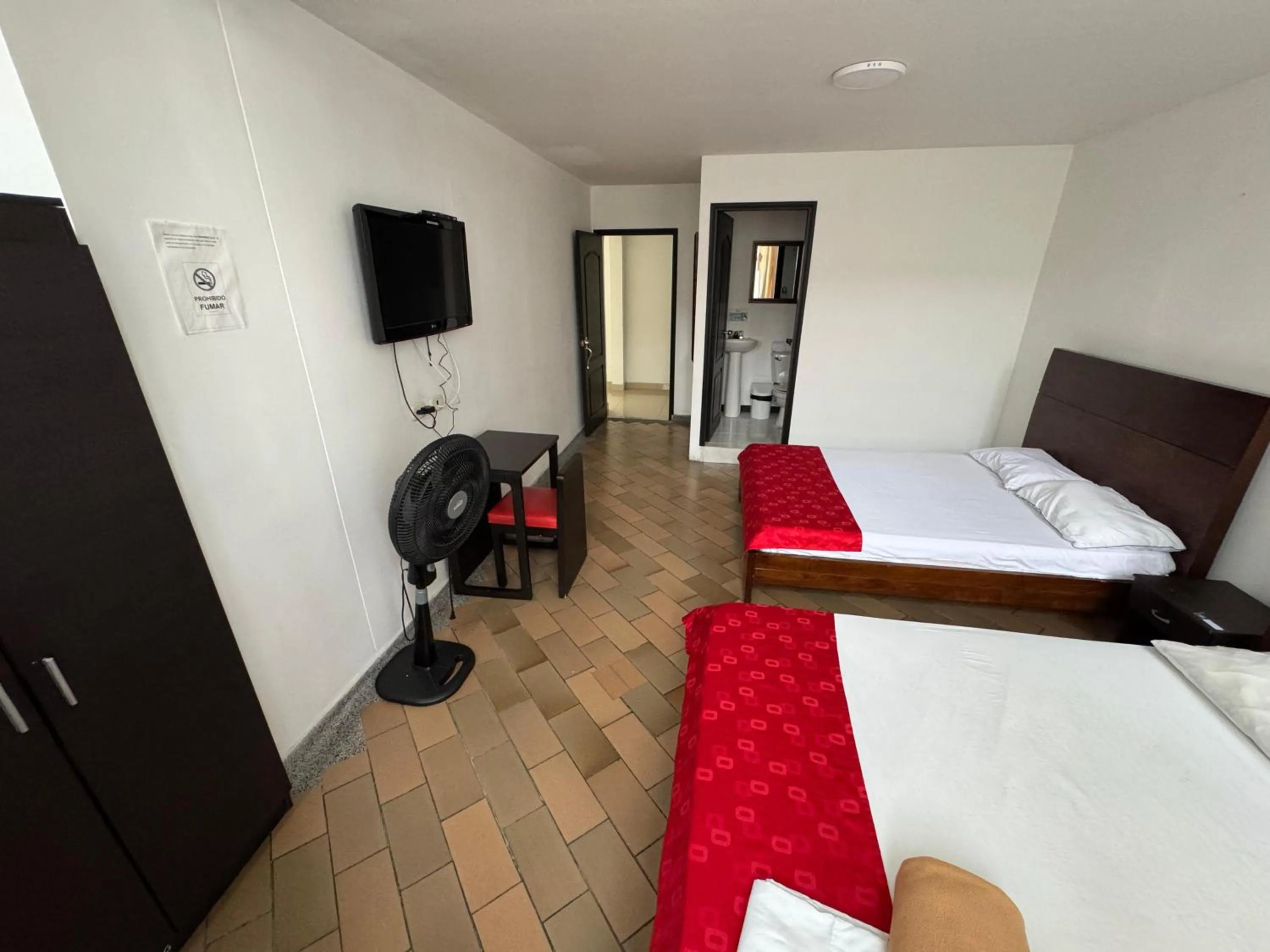 Bed in Hotel Catalina Plaza Pereira