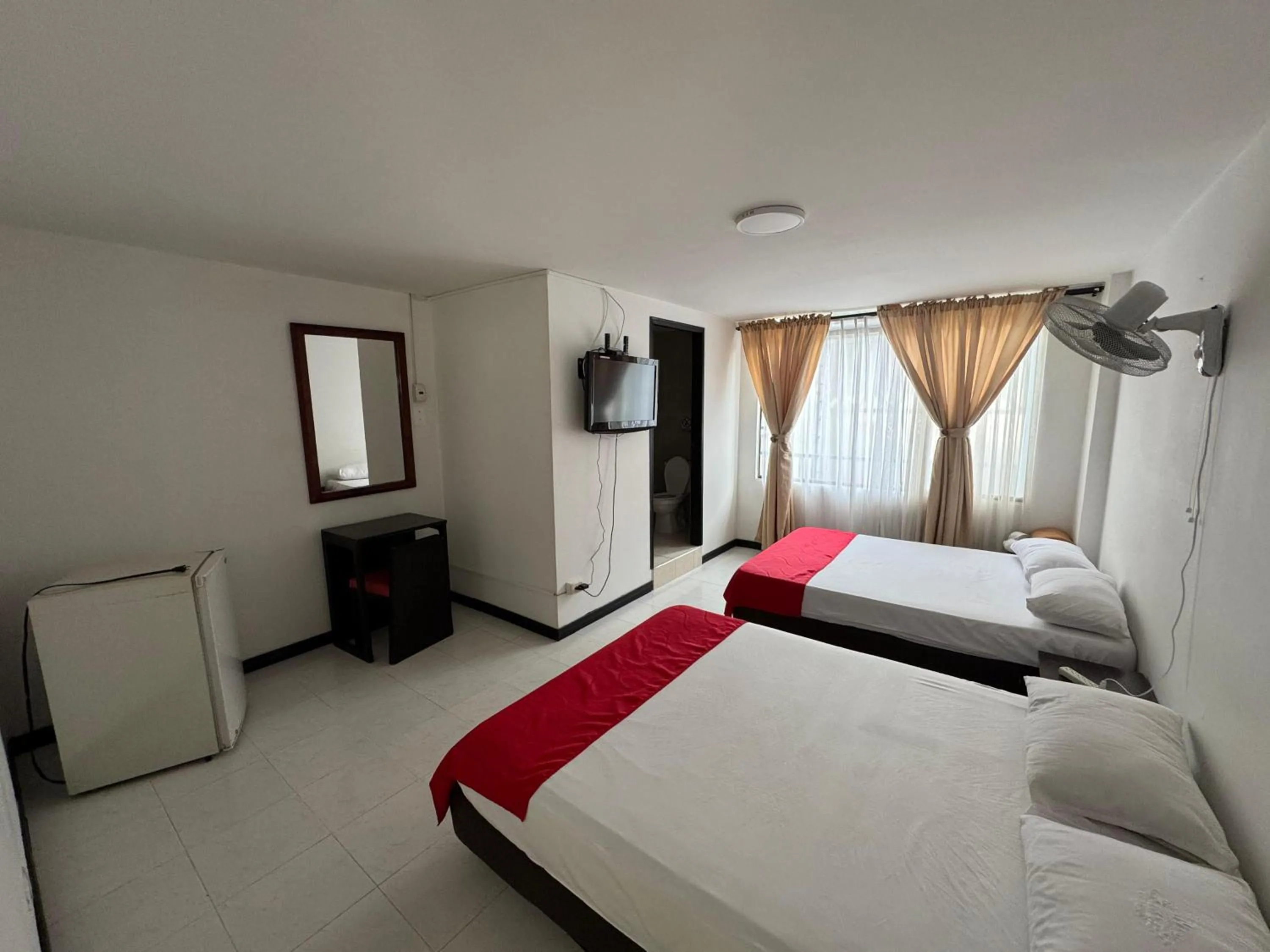 Bed in Hotel Catalina Plaza Pereira