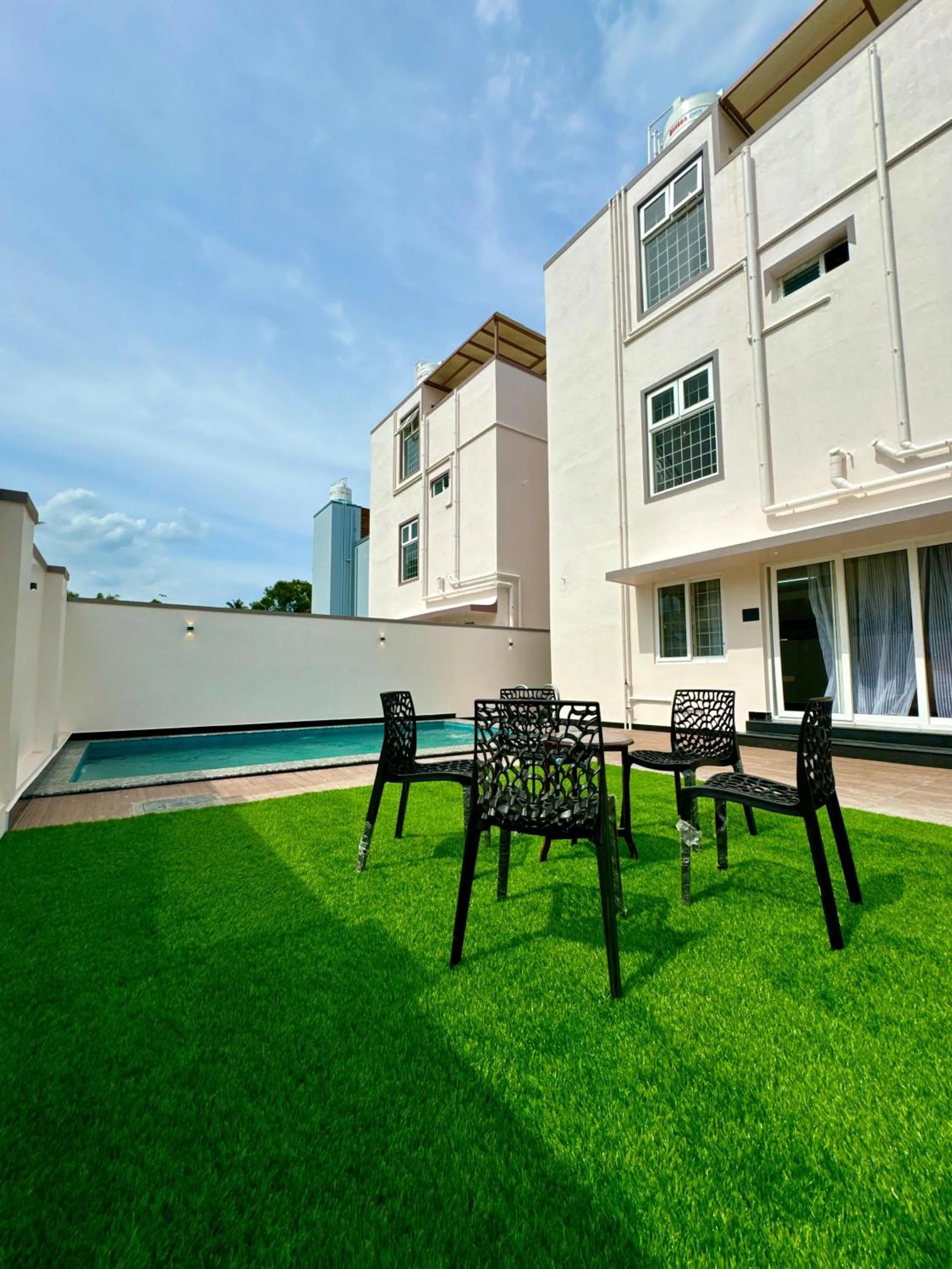 Property building in ECR Holidays Lavish Homestay