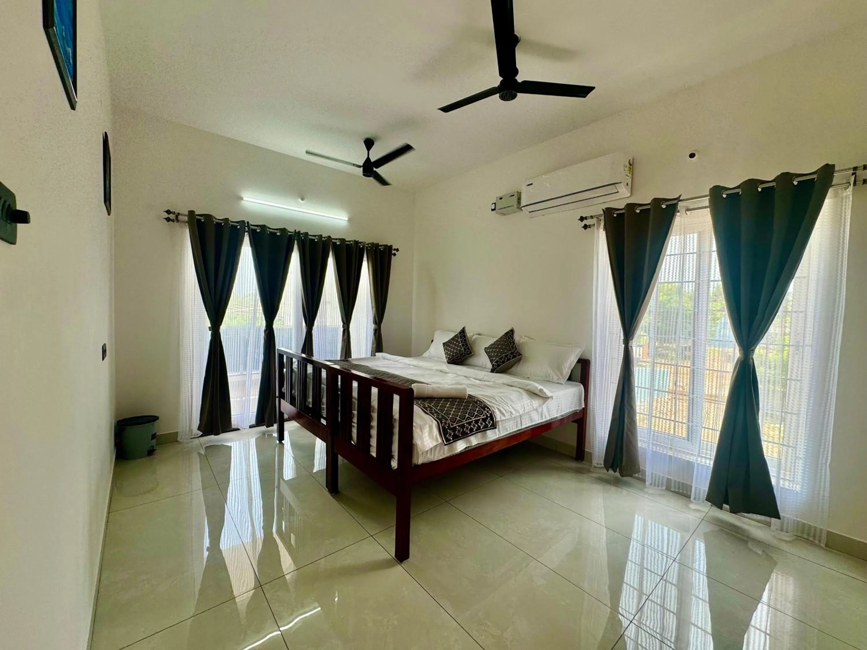 Bedroom in ECR Holidays Lavish Homestay