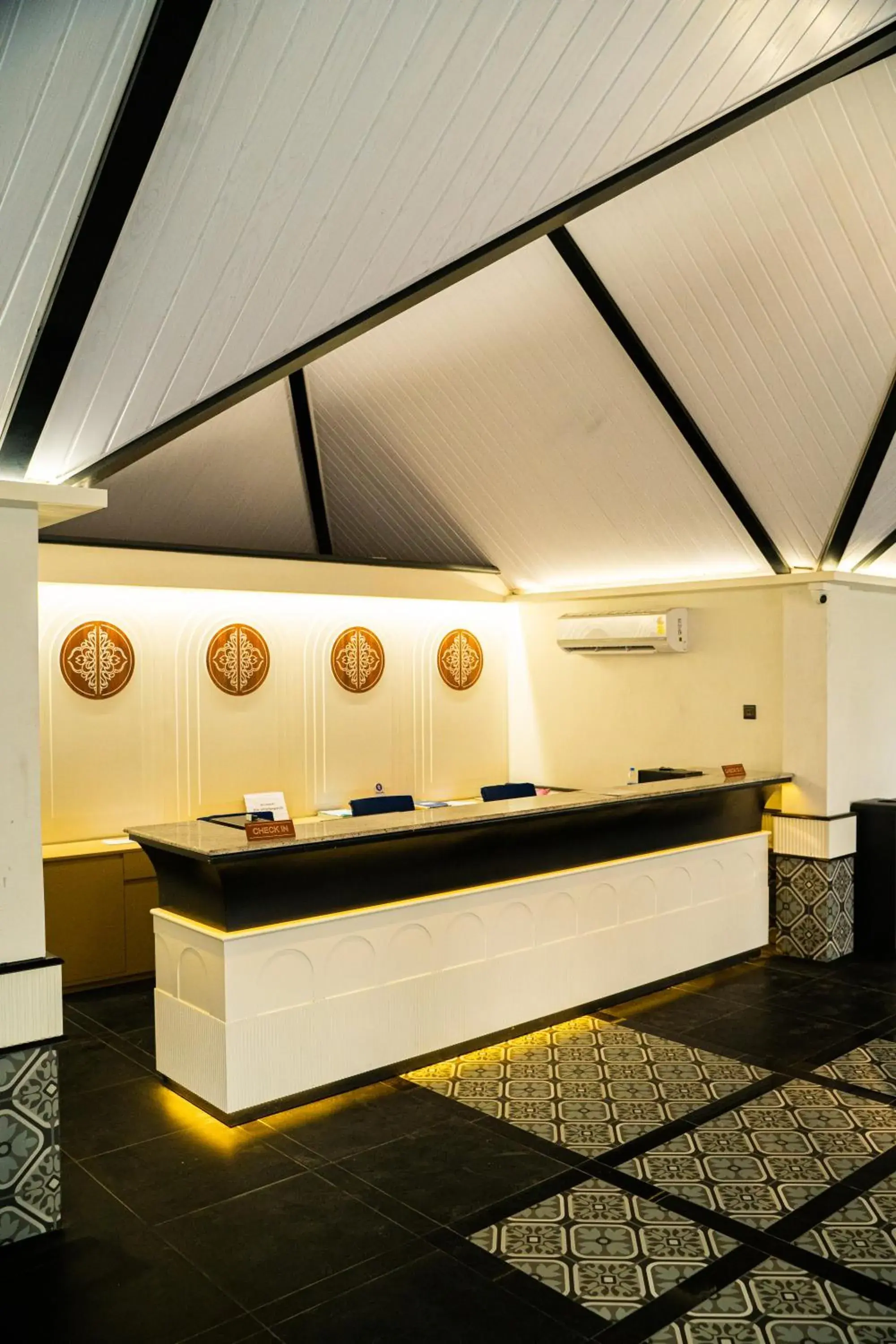 Lobby or reception in Hotel Sonar Bangla Kolaghat Lobby or reception in Hotel Sonar Bangla Kolaghat