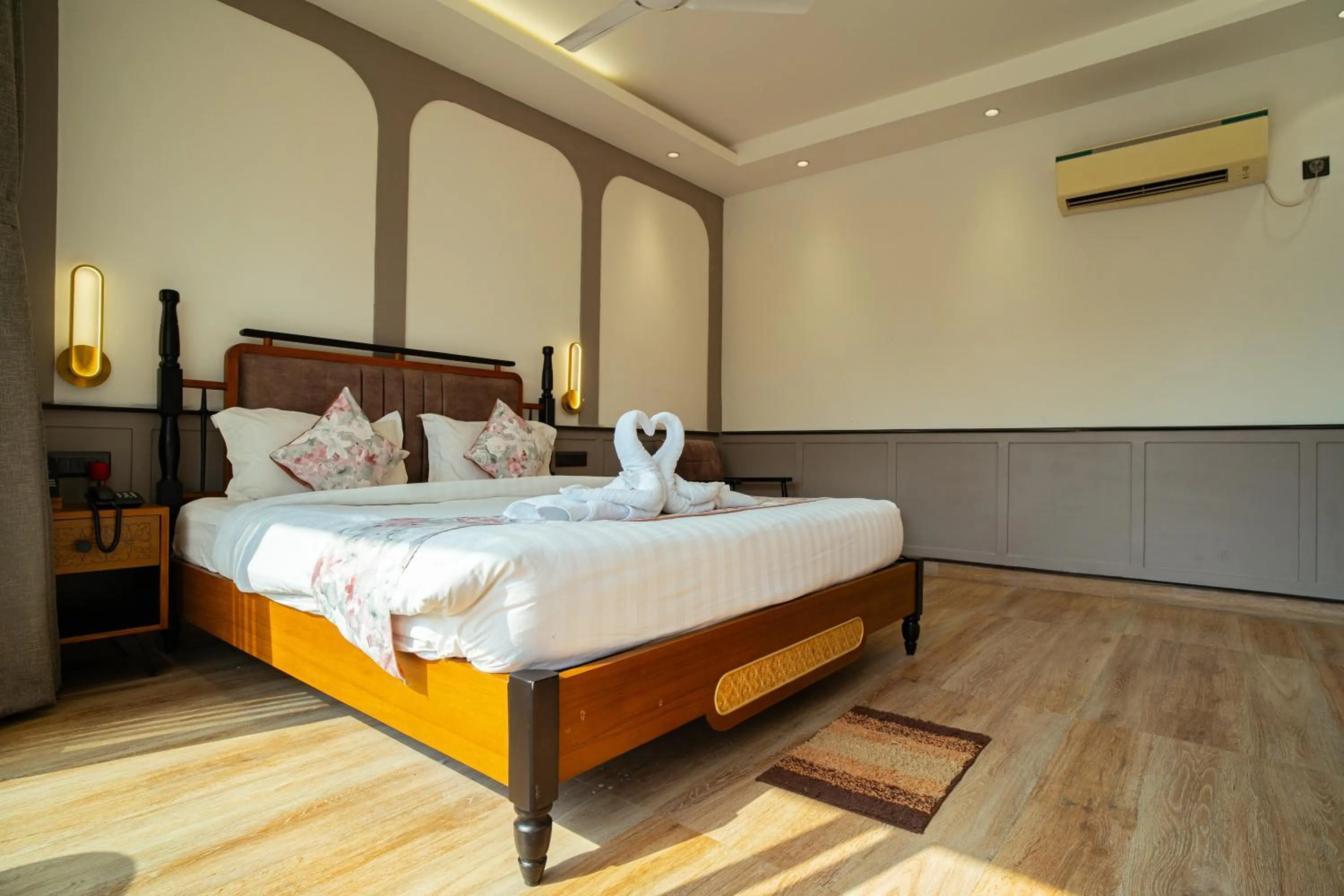 Bed in Hotel Sonar Bangla Kolaghat