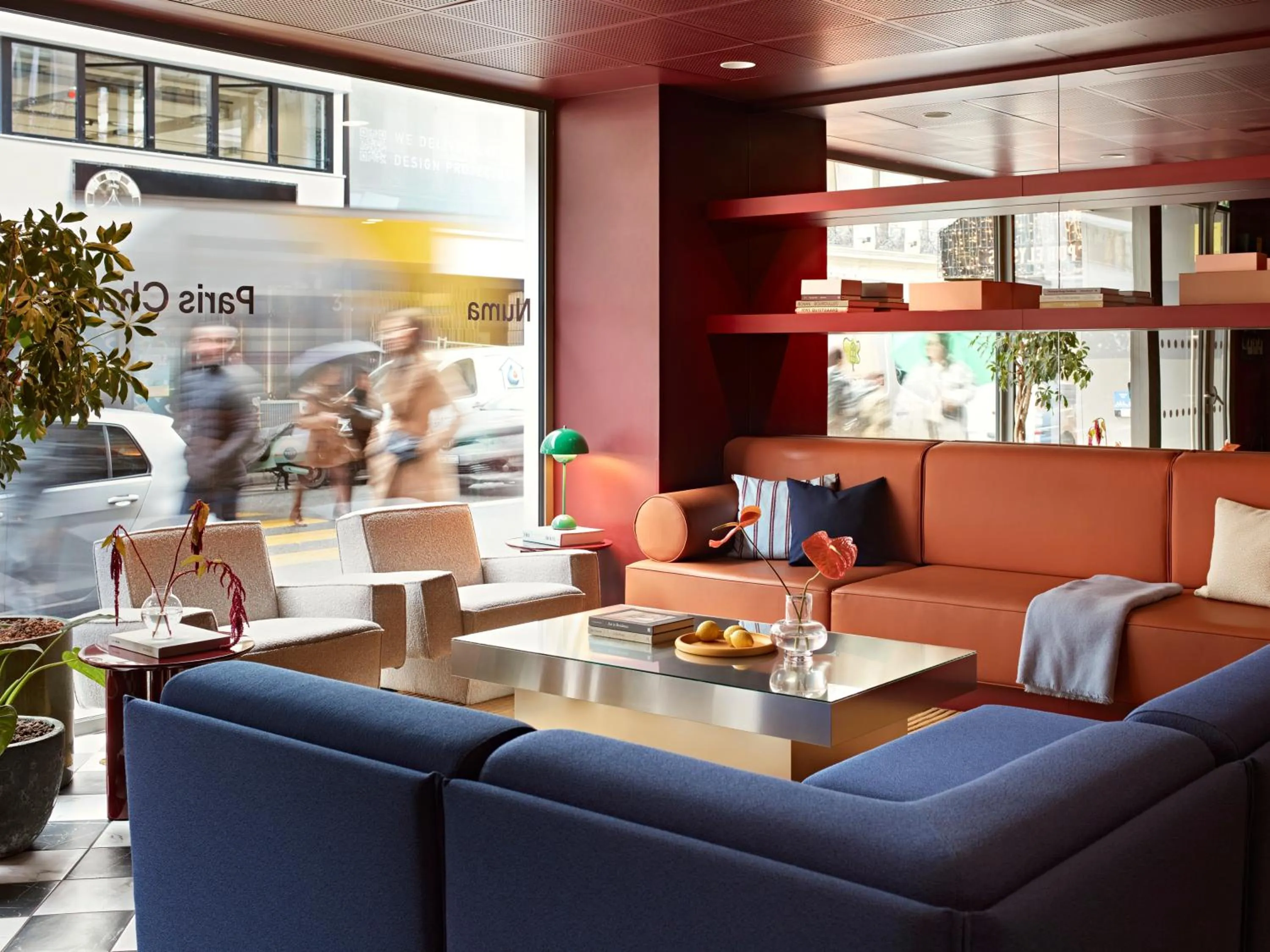 Lobby or reception in Numa Paris Champs-Élysées