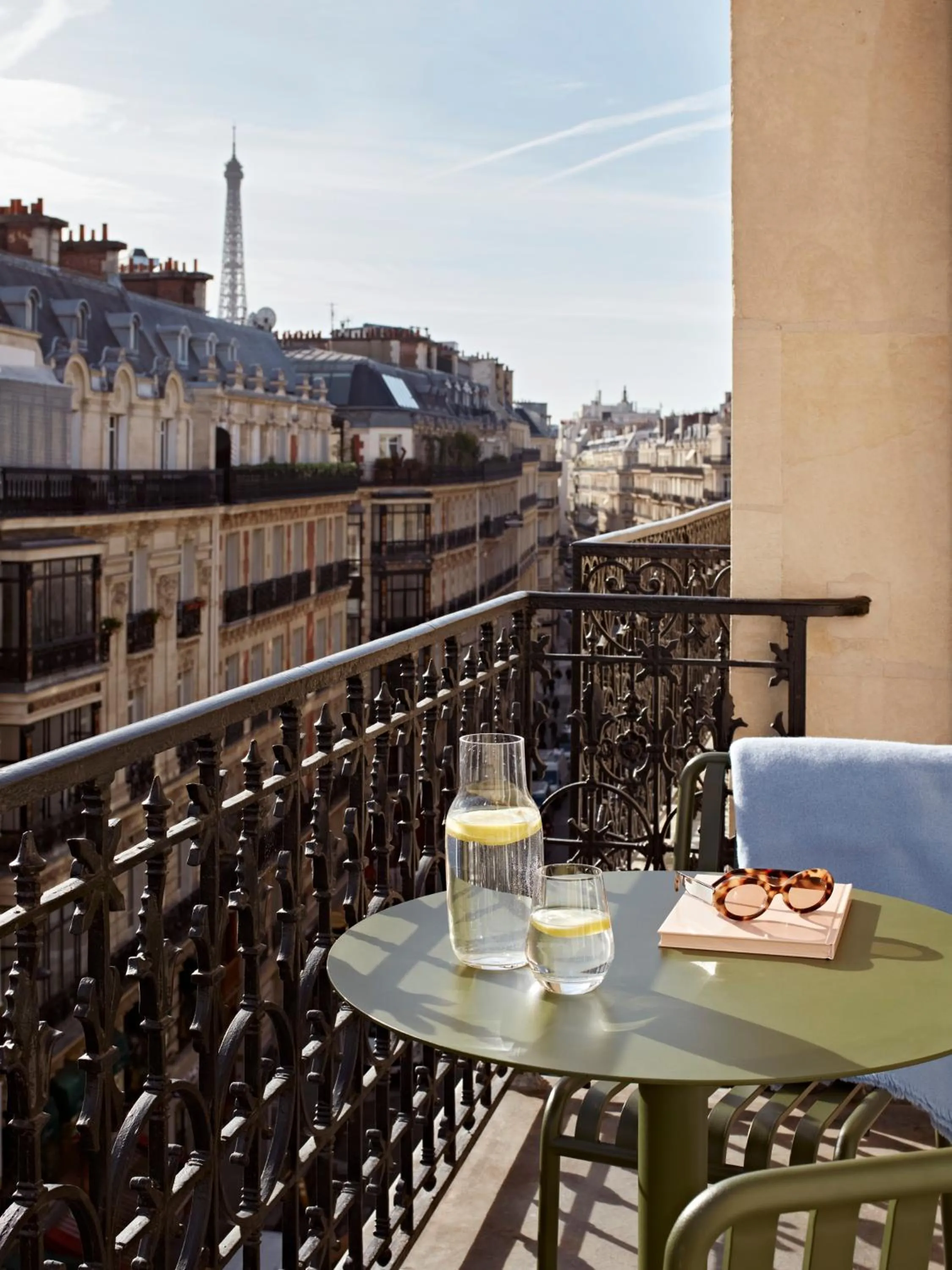 Balcony/Terrace in Numa Paris Champs-Élysées
