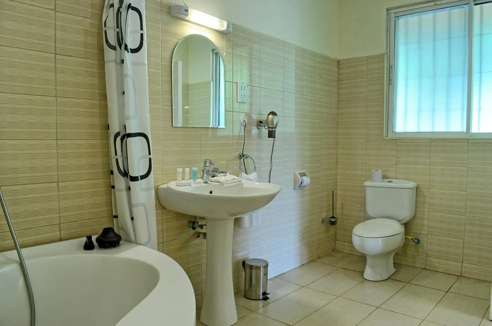 Bathroom in Sovereign Hotel