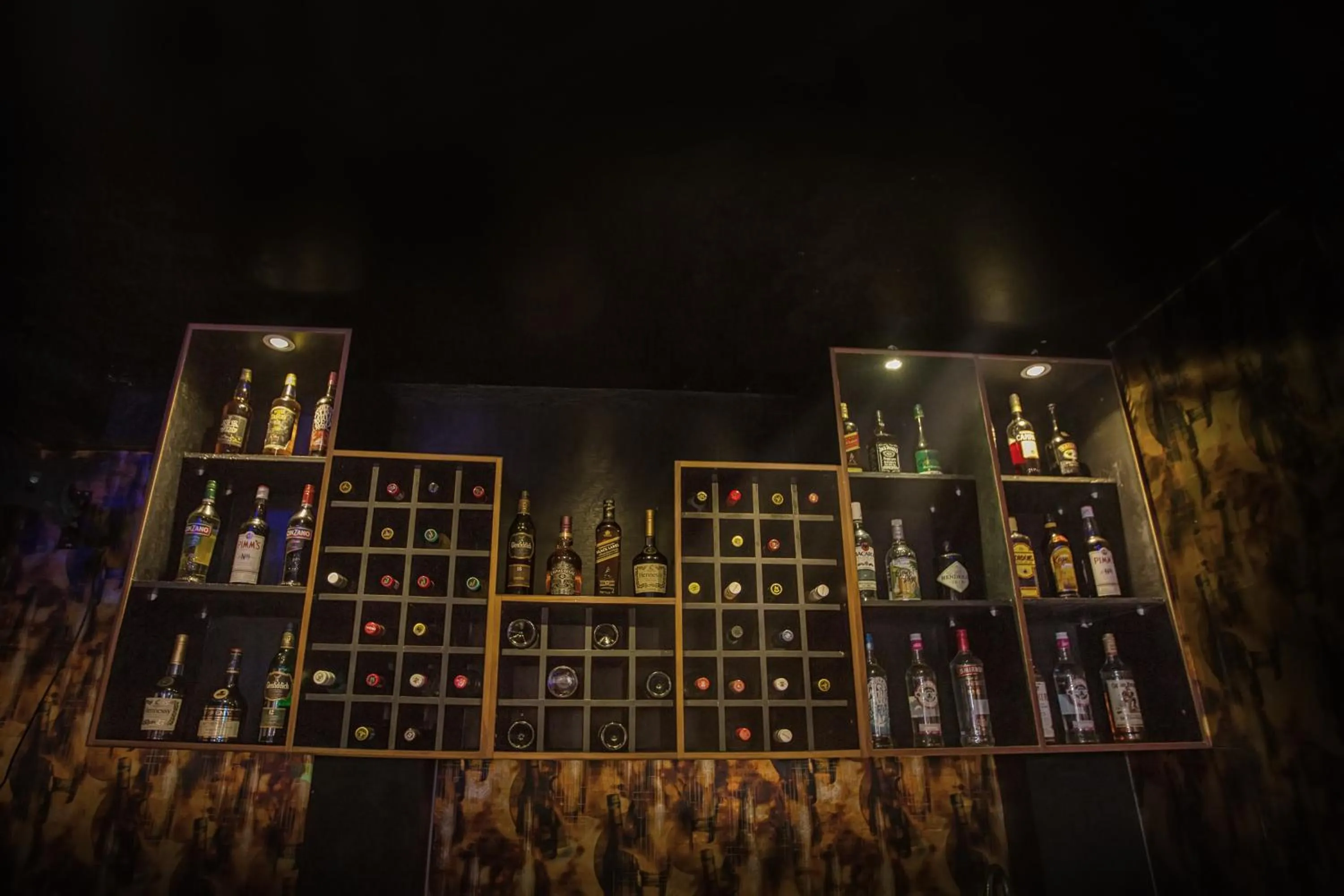 Avenra Beach Hikkaduwa