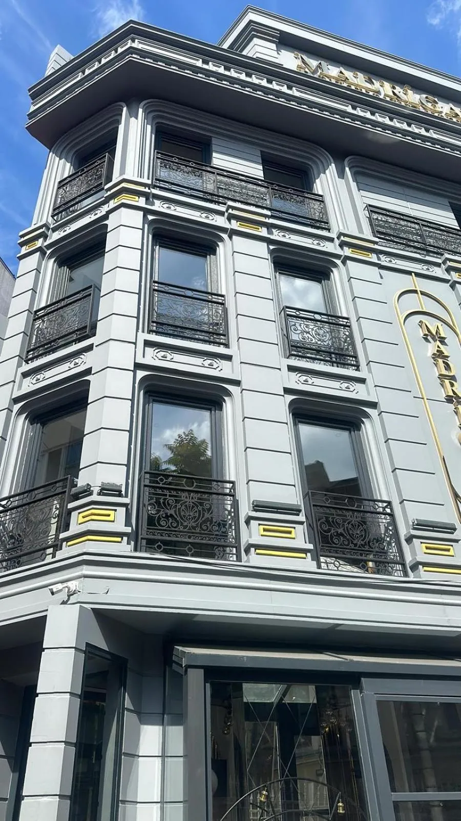Madrigal Boutıque Hotel