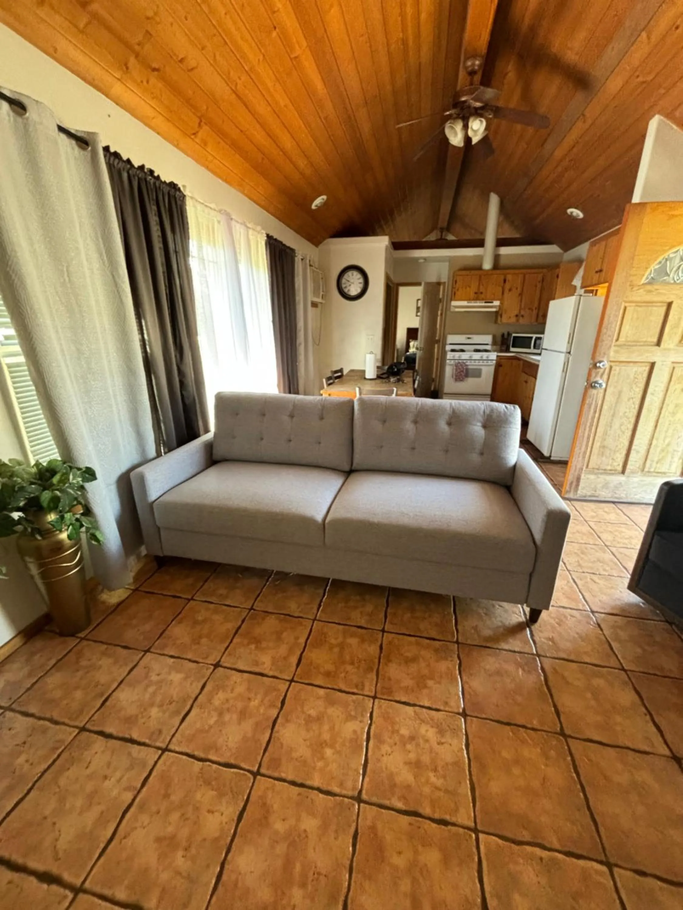 Sequoia River Front Cabins