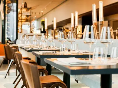 Mövenpick Hotel Brussels Airport Mövenpick Hotel Brussels Airport