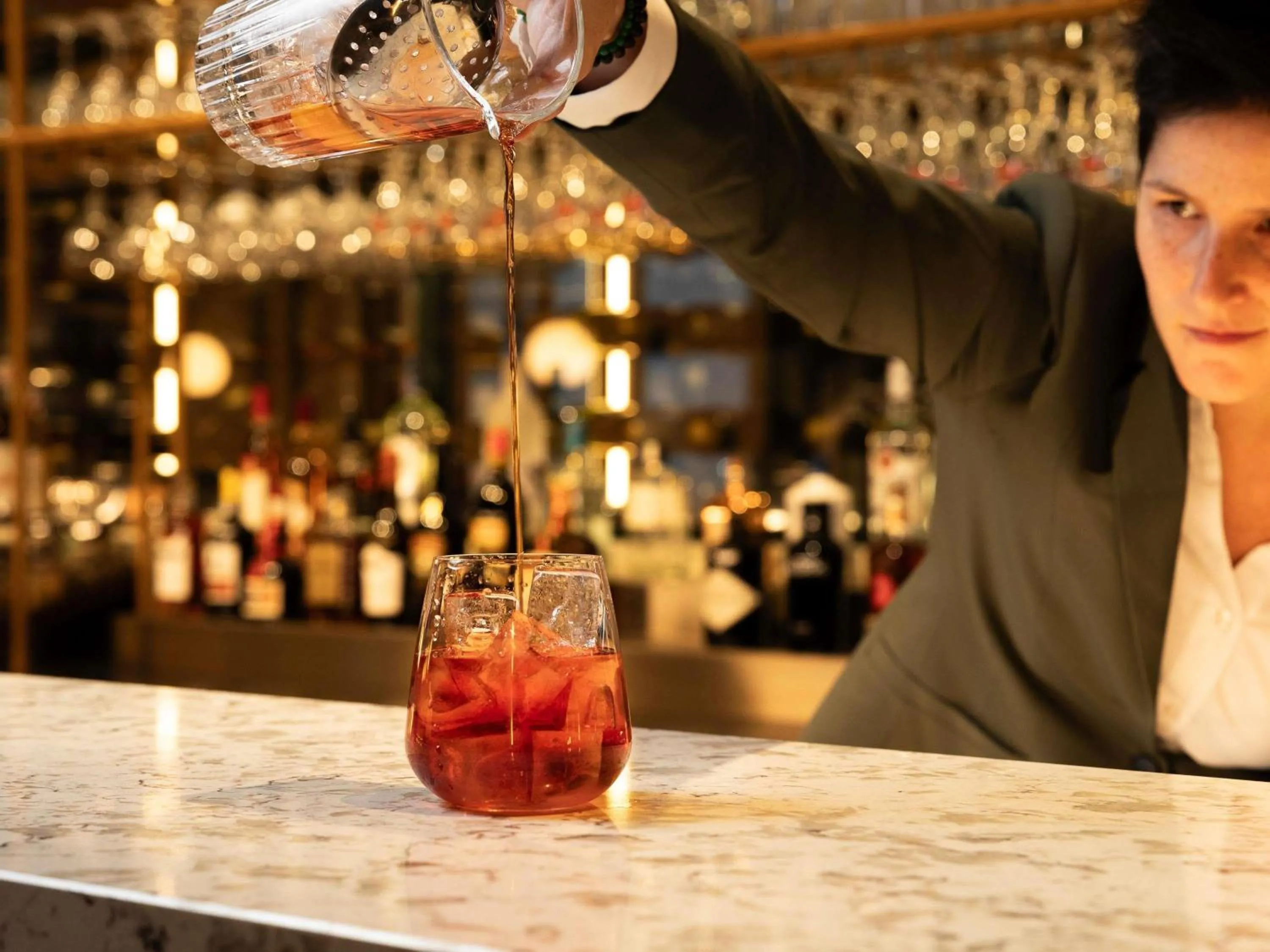 Lounge or bar in Mövenpick hotel Brussels airport