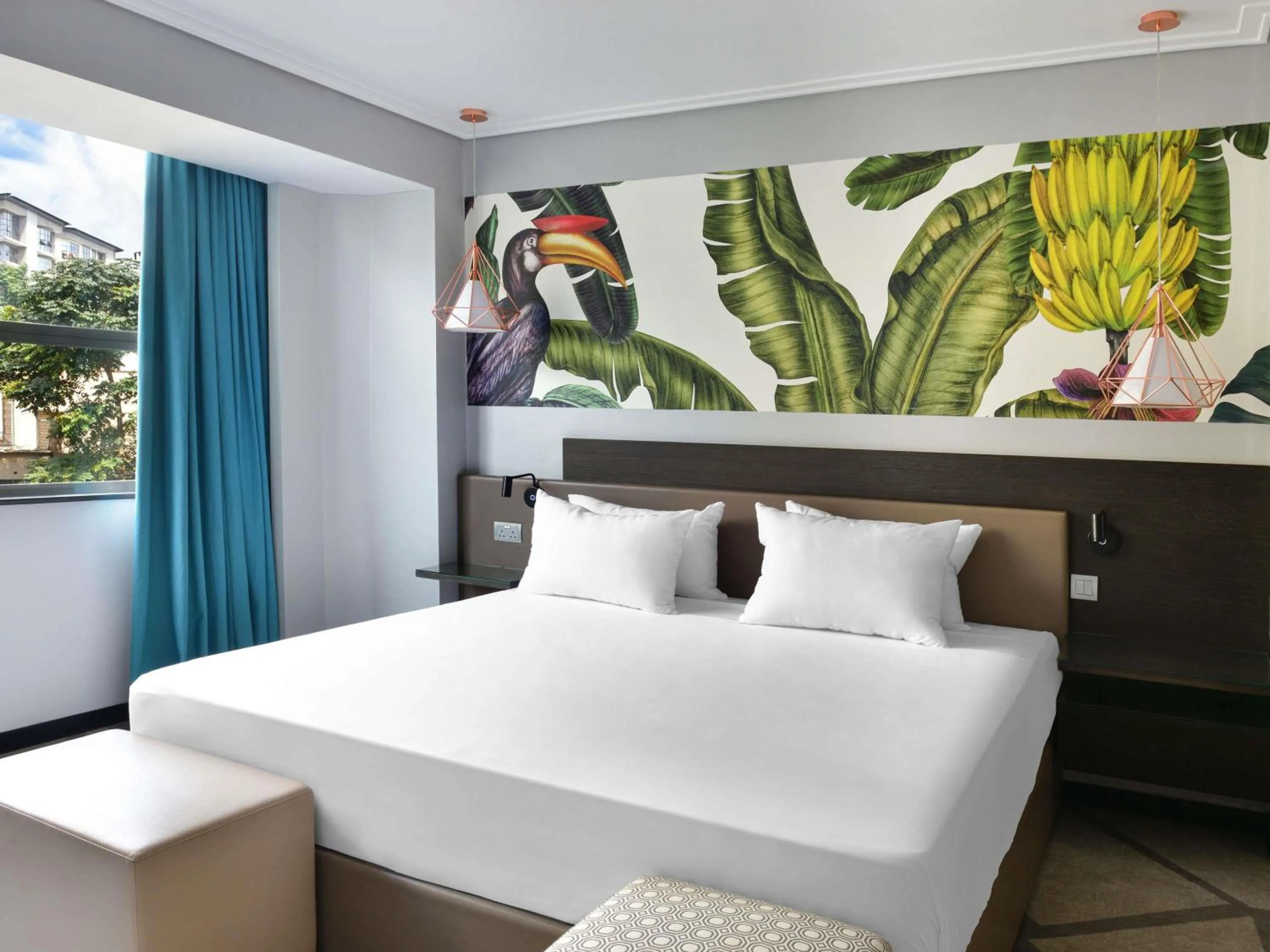 Bedroom, Bed in Novotel Nairobi Westlands