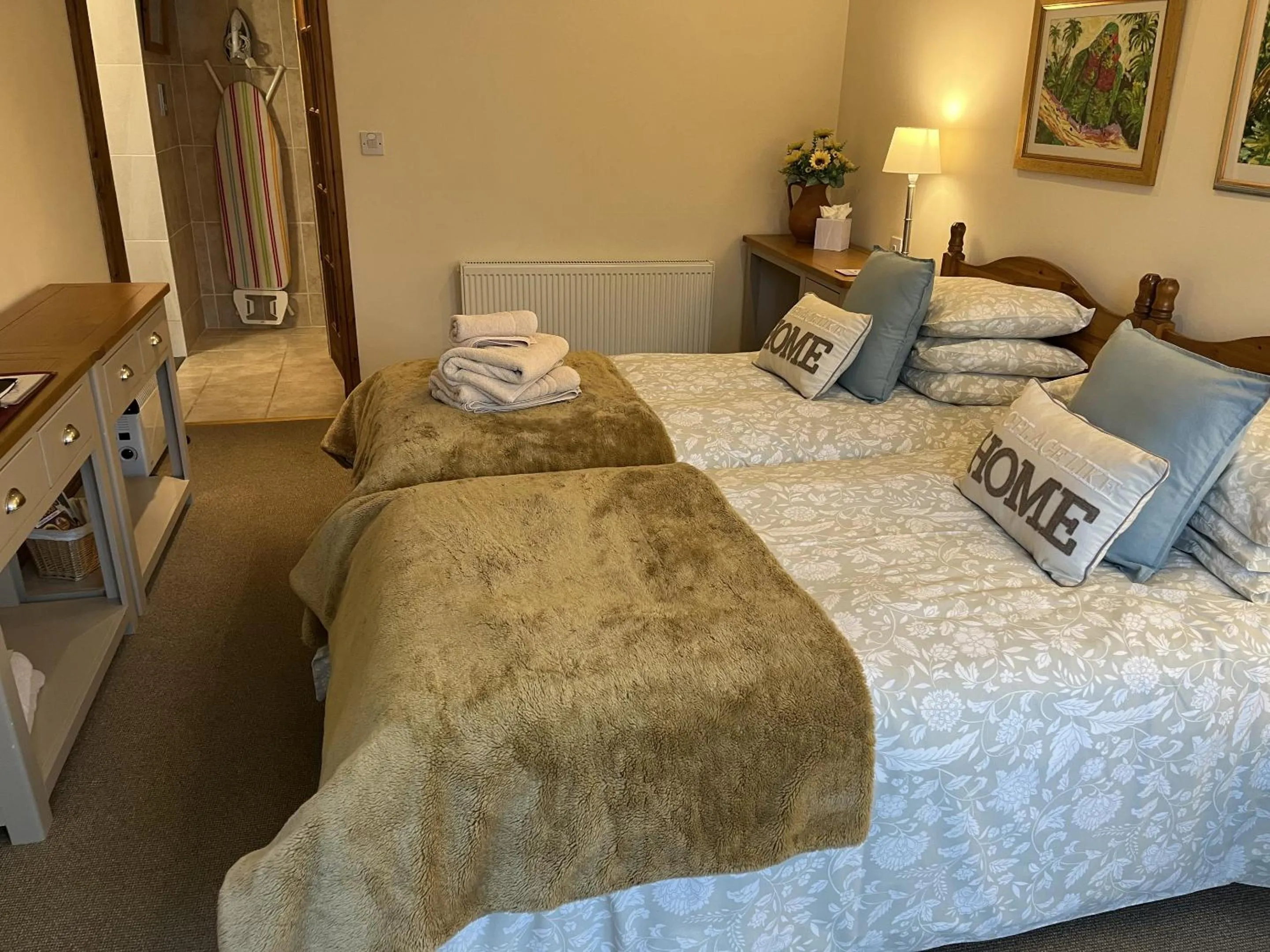 Bedroom, Bed in Robeanne House