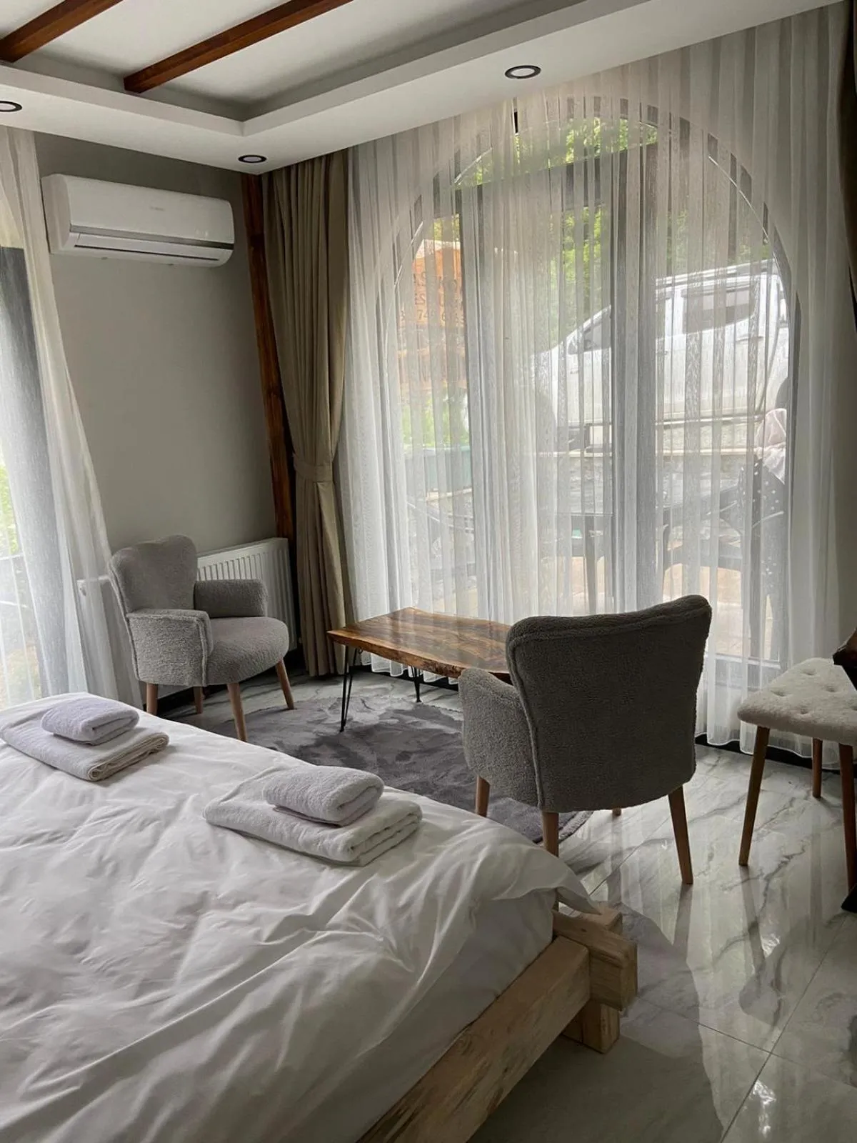 Seating area, Bed in Vadi Taş Konak