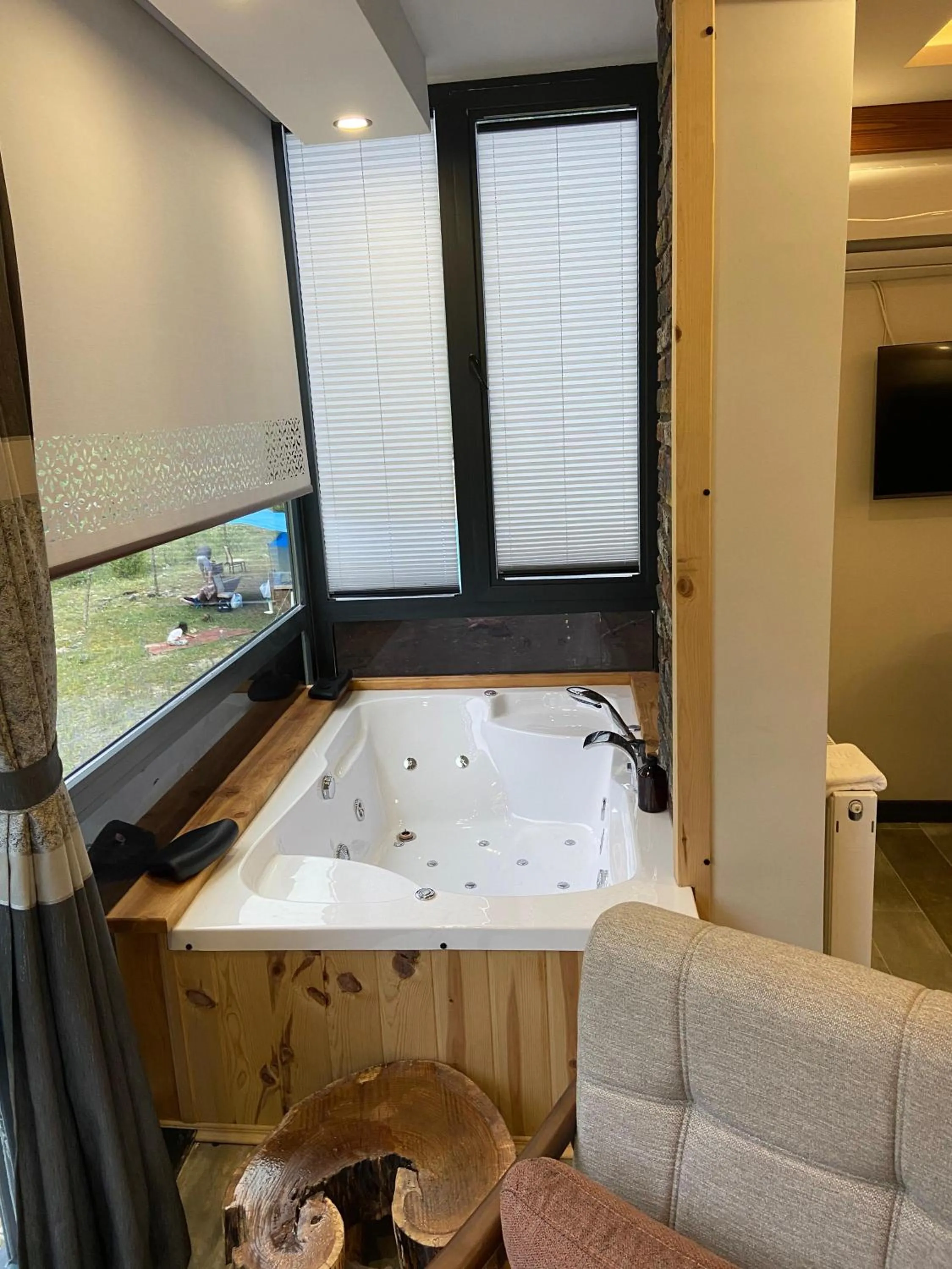 Hot Tub in Vadi Taş Konak