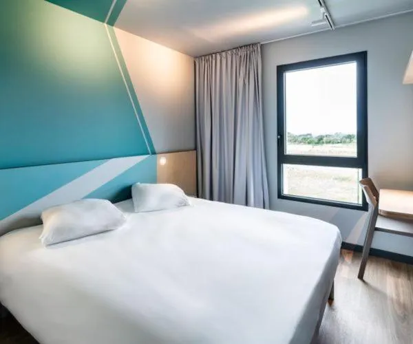 Bed in ibis budget Morlaix