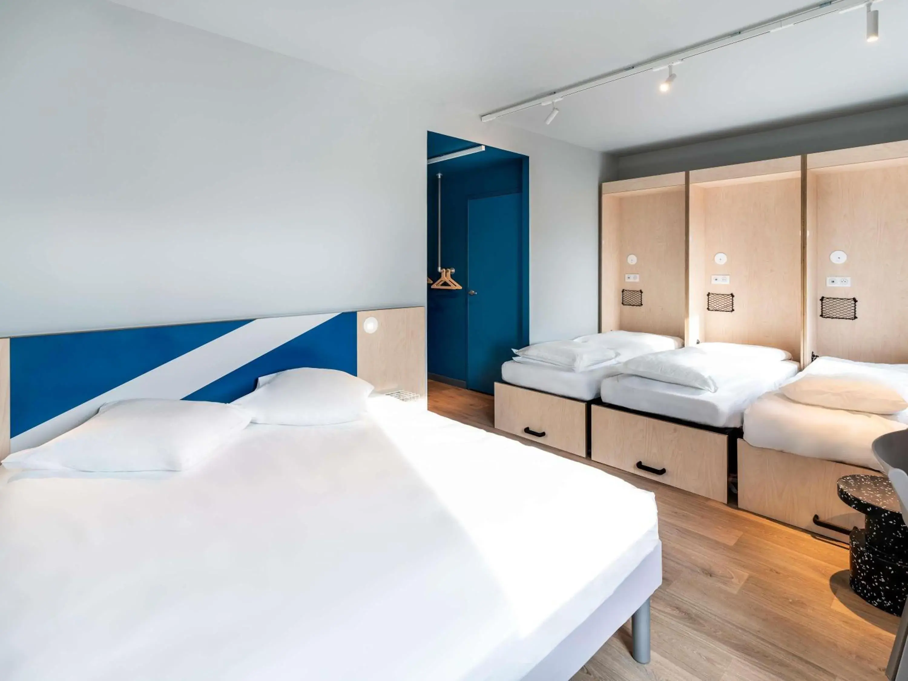 Bedroom, Bed in ibis budget Morlaix Bedroom, Bed in ibis budget Morlaix