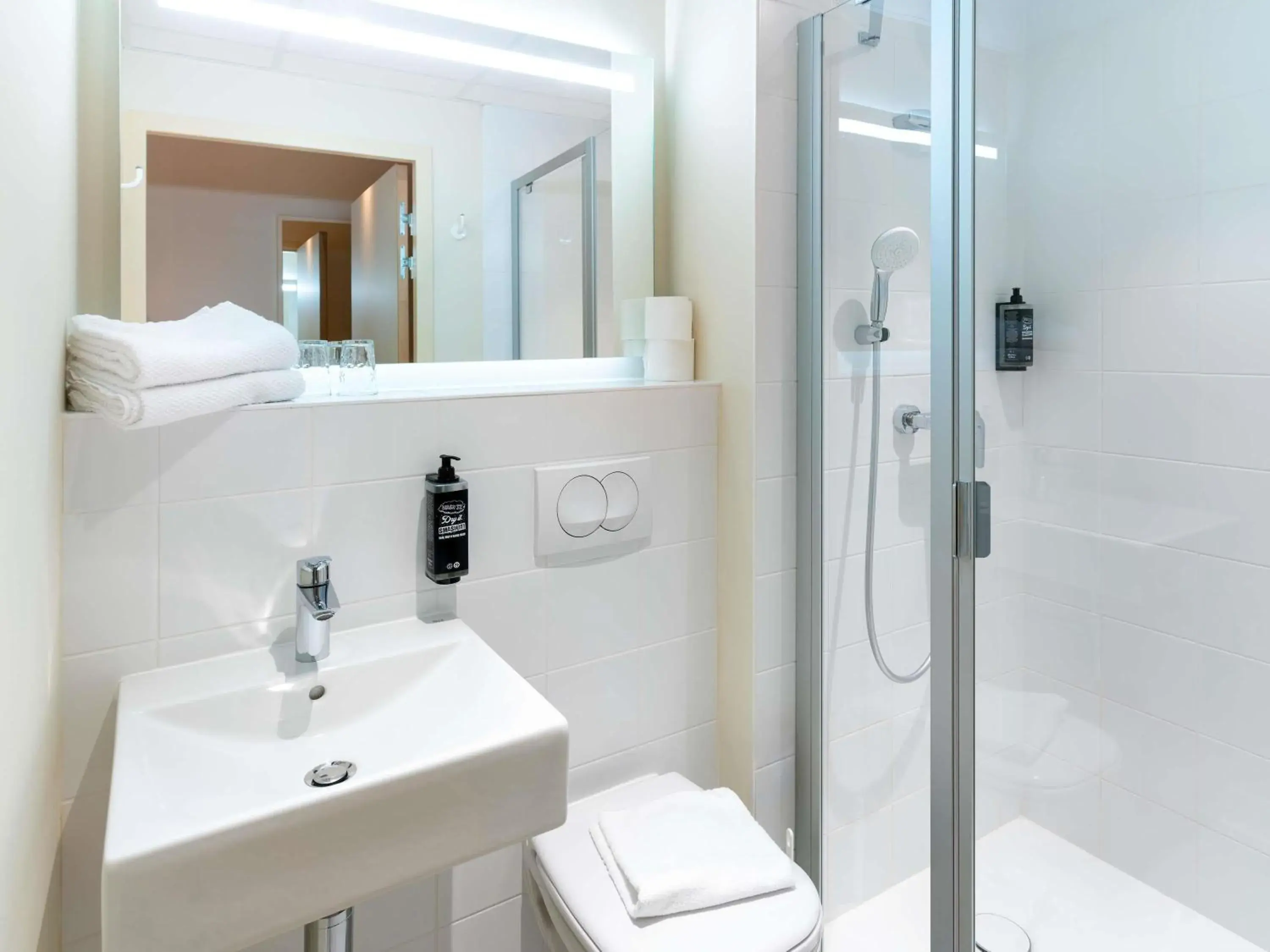 Bedroom in ibis budget Morlaix Bedroom in ibis budget Morlaix