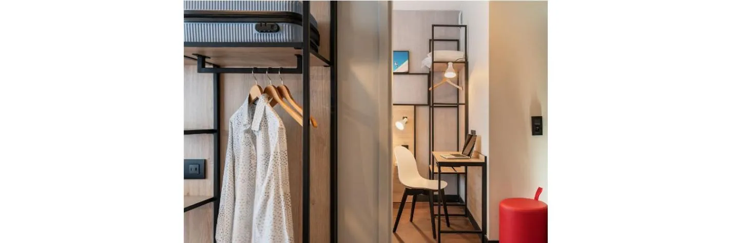 Bed in ibis Acheres St Germain en Laye