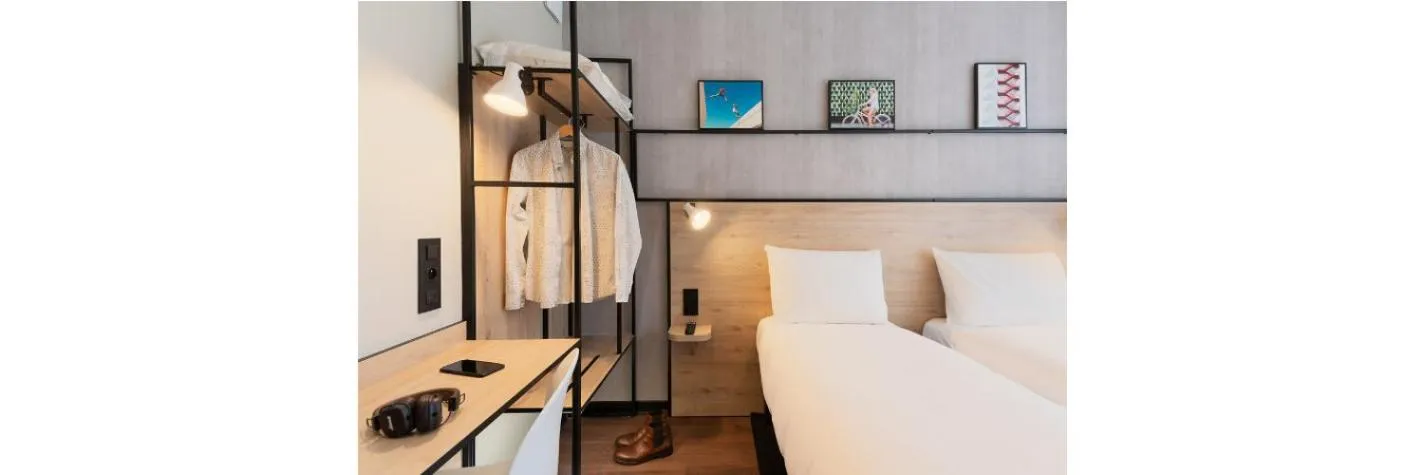 Bed in ibis Acheres St Germain en Laye