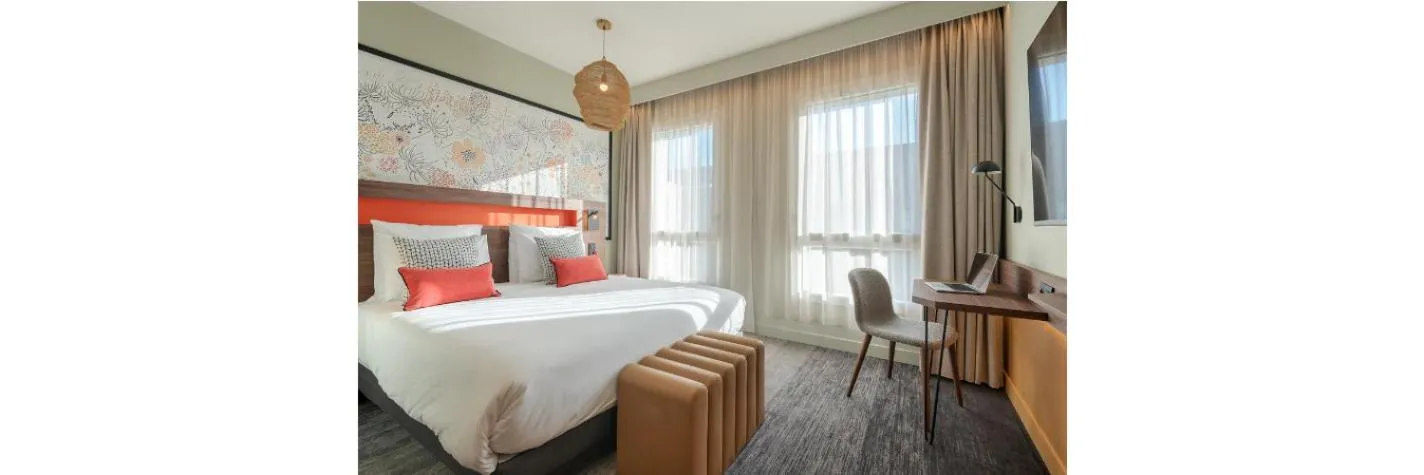 Bed in Mercure Achères St Germain en Laye