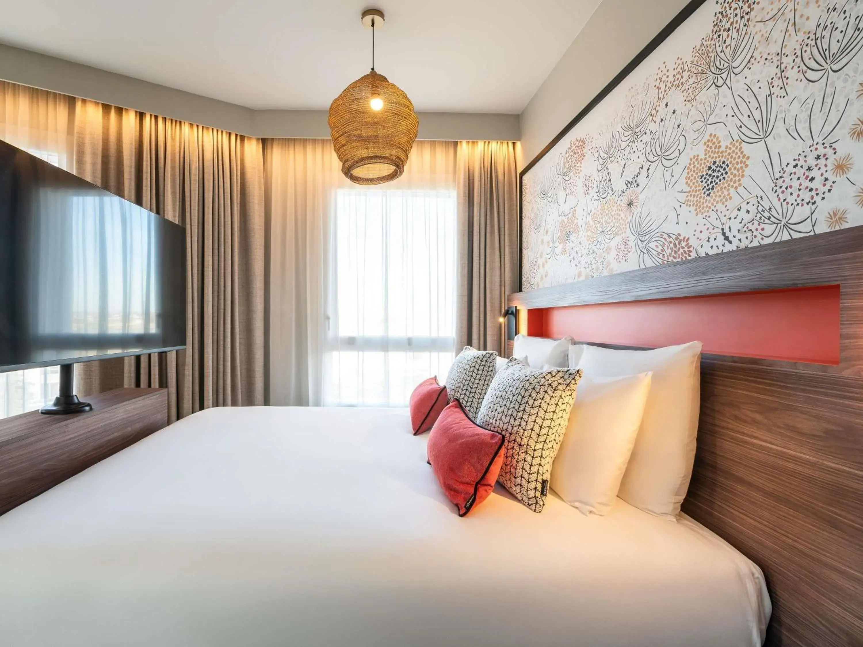 Bedroom, Bed in Mercure Achères St Germain en Laye Bedroom, Bed in Mercure Achères St Germain en Laye