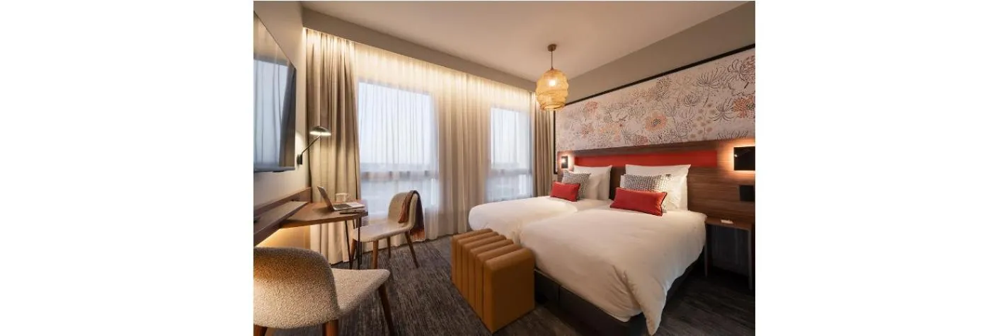 Bed in Mercure Achères St Germain en Laye