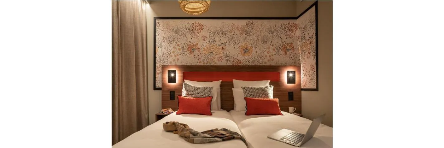 Bed in Mercure Achères St Germain en Laye