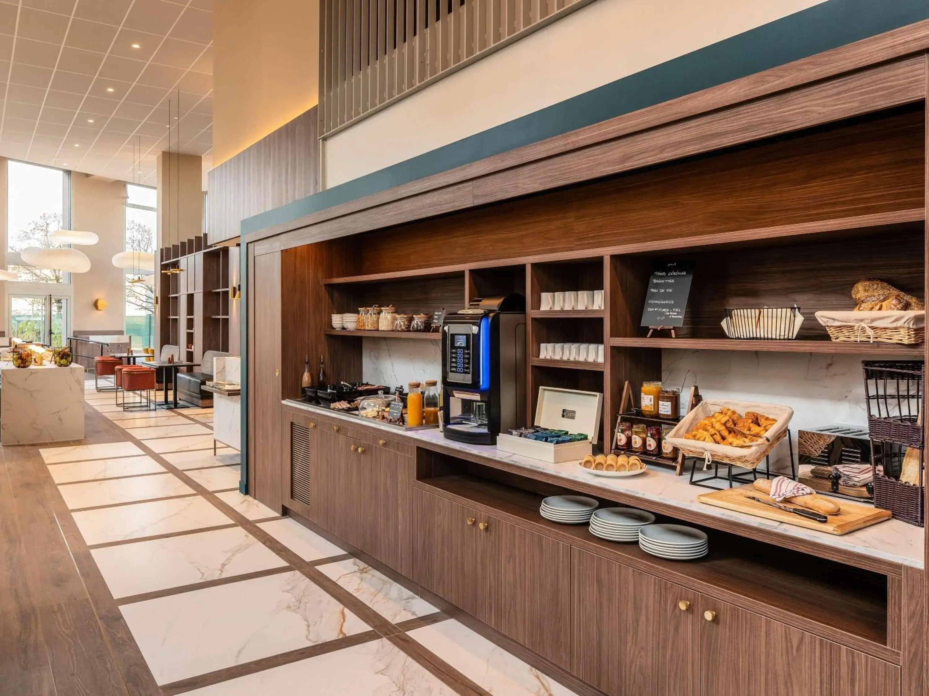 Breakfast in Mercure Achères St Germain en Laye Breakfast in Mercure Achères St Germain en Laye