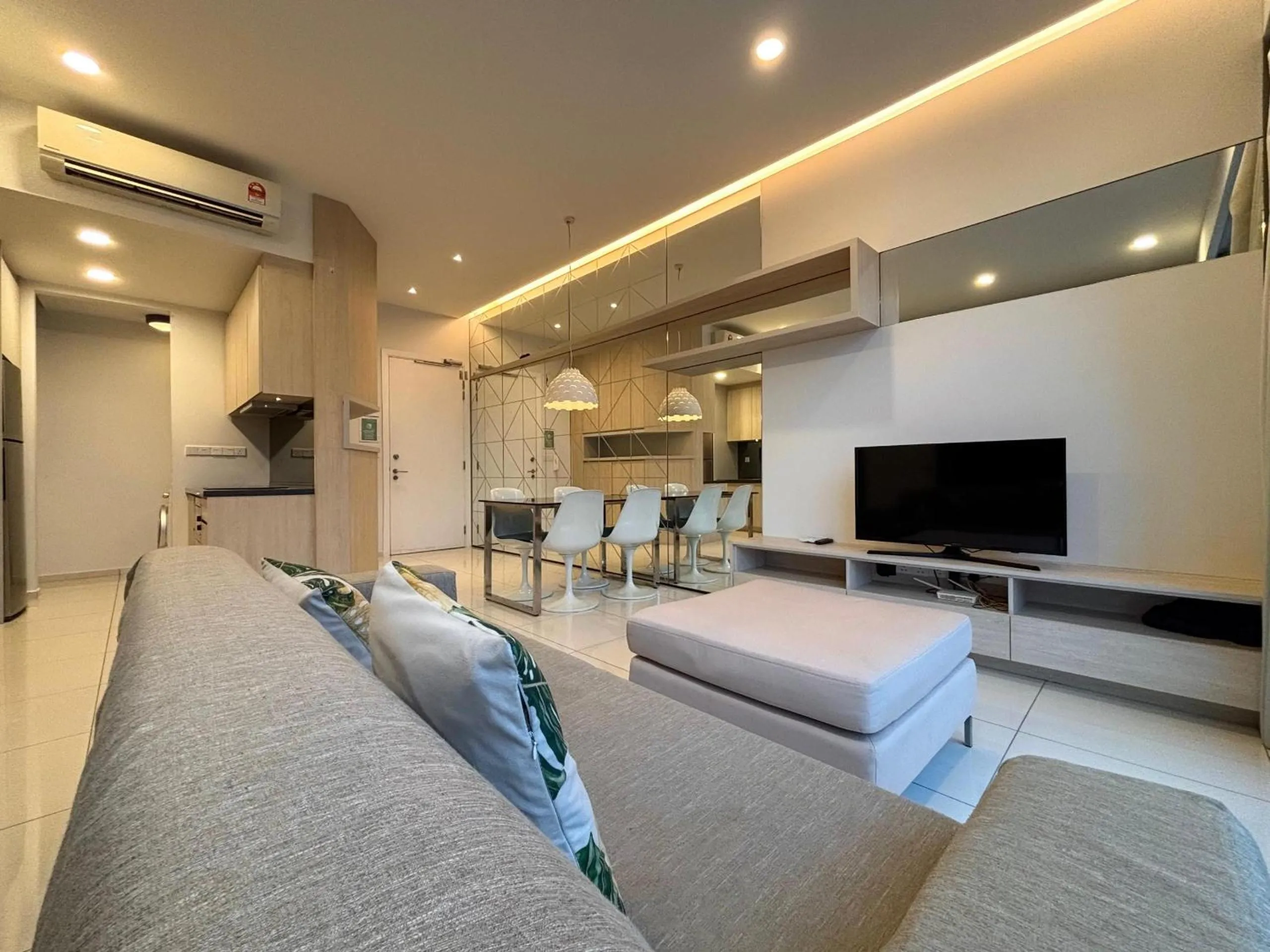 The Robertson-Bukit Bintang by PILLOWTALKS