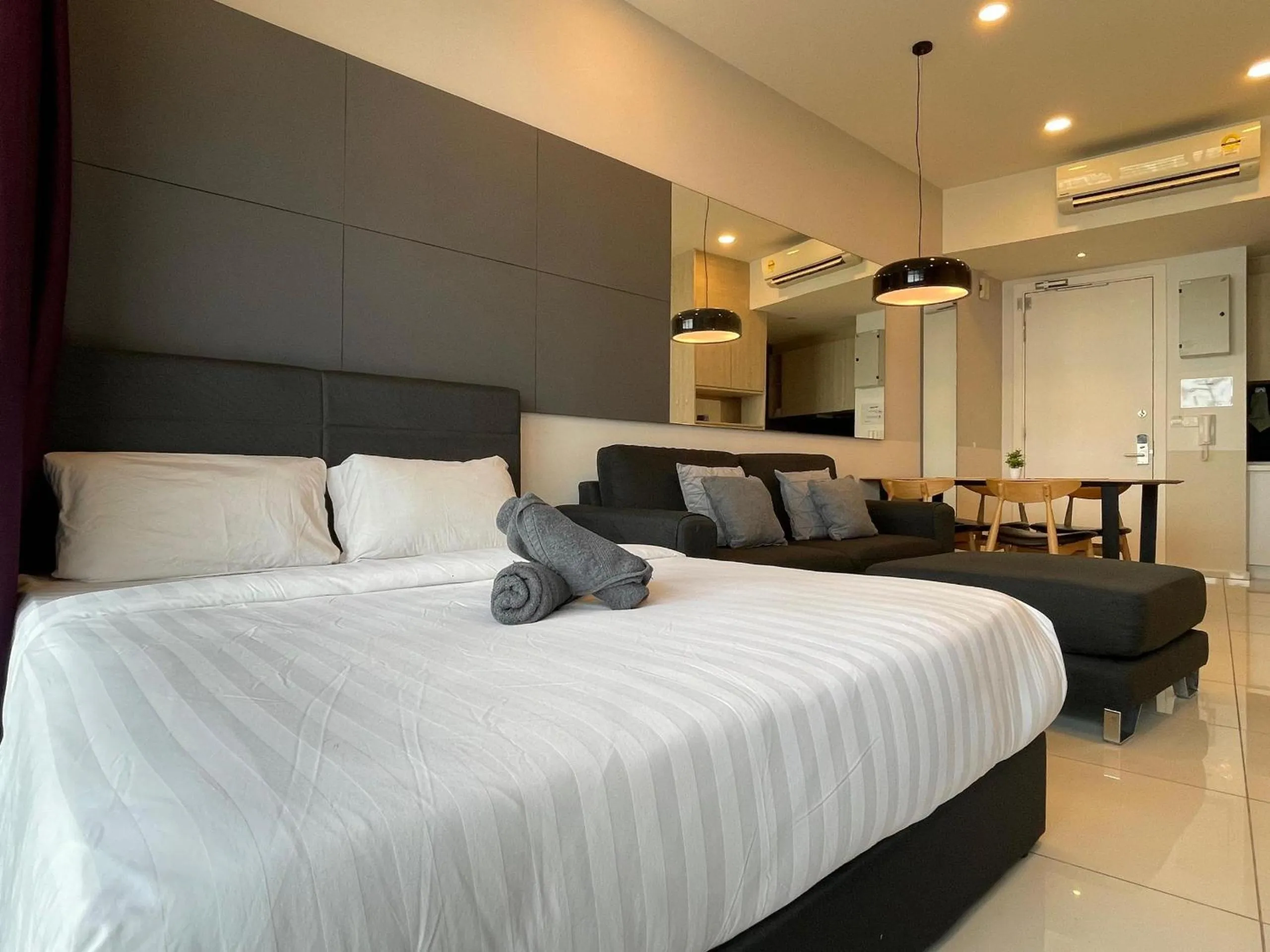 Bed in The Robertson-Bukit Bintang by PILLOWTALKS