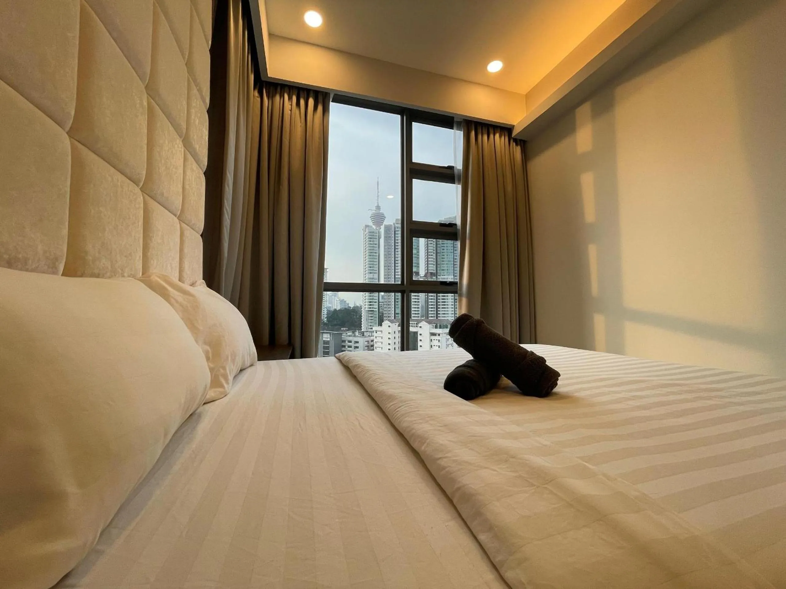 Bed in The Robertson-Bukit Bintang by PILLOWTALKS