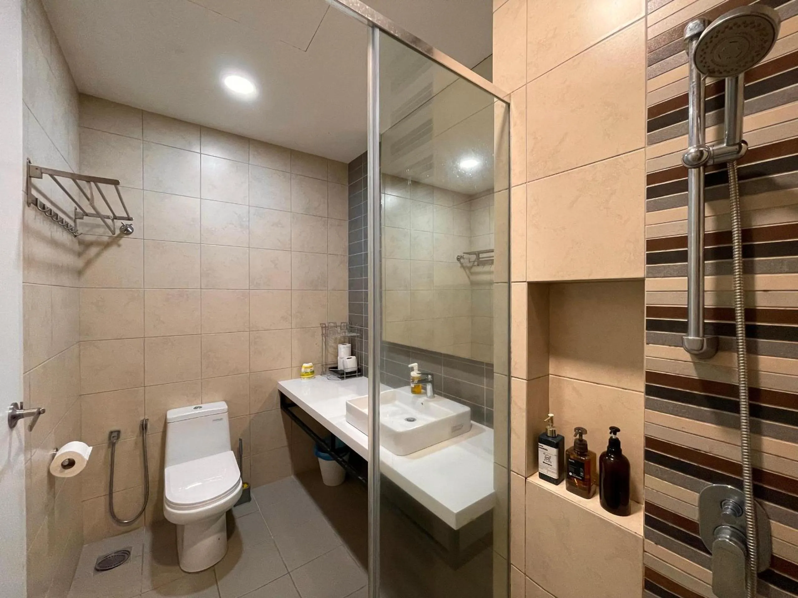 The Robertson-Bukit Bintang by PILLOWTALKS