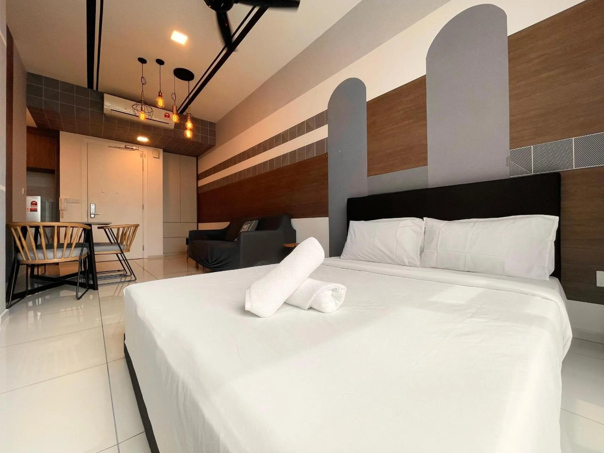 Bed in The Robertson-Bukit Bintang by PILLOWTALKS