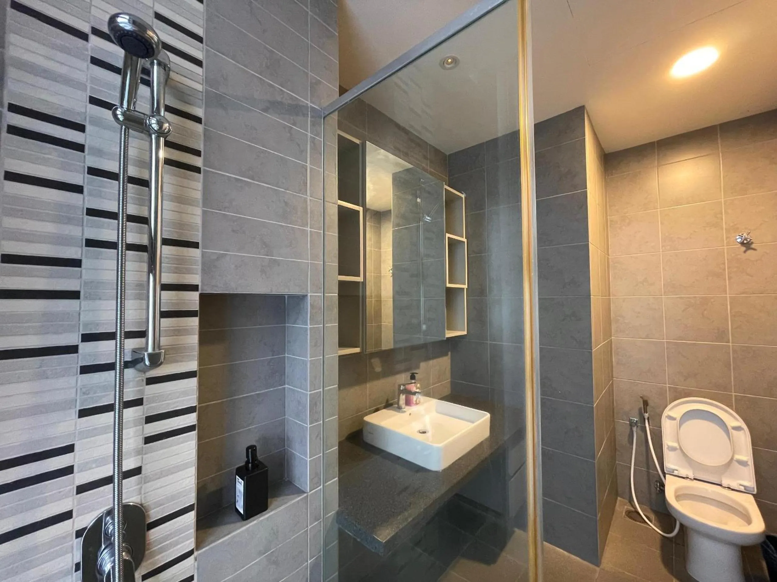 The Robertson-Bukit Bintang by PILLOWTALKS