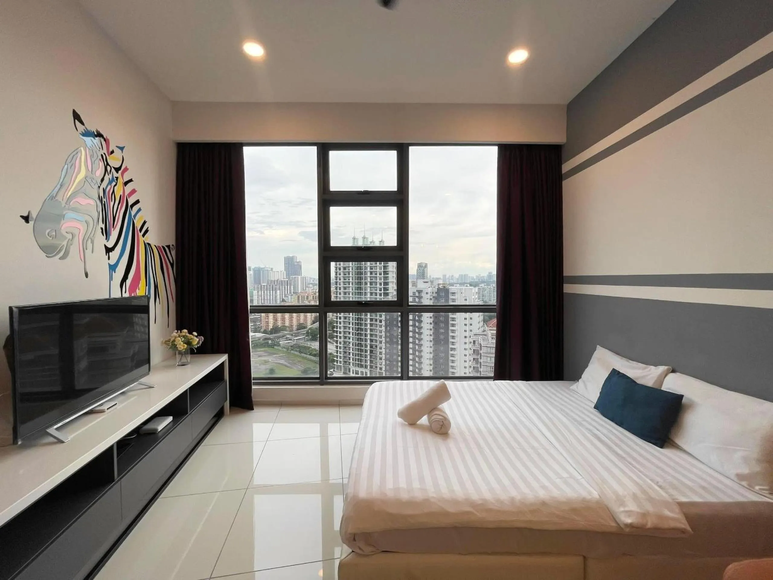 Bed in The Robertson-Bukit Bintang by PILLOWTALKS